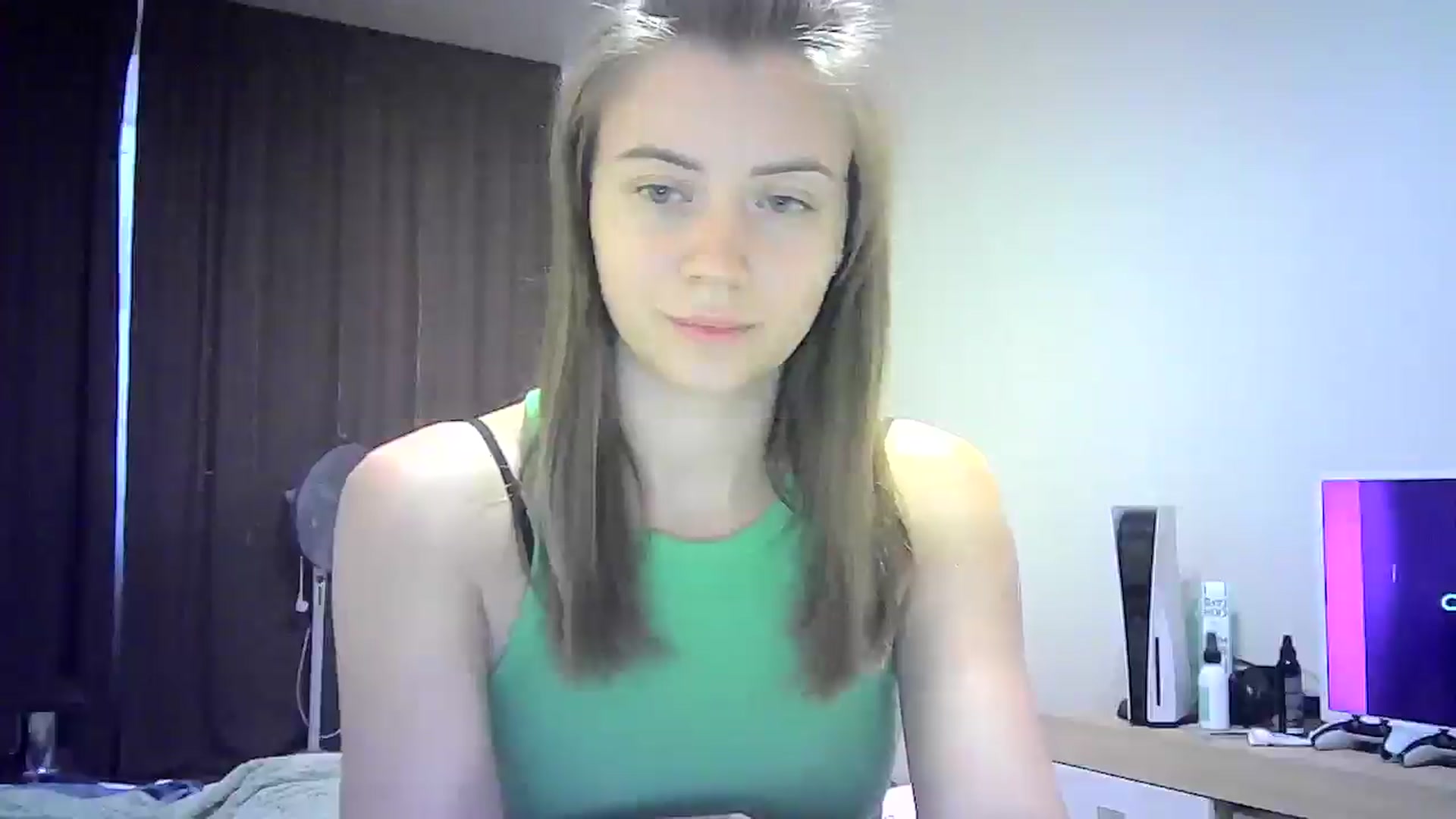 Gallery image thumbnail from Sulfate0's myfreecams stream on, 09/15/2024, 09:00 image 6 of 20