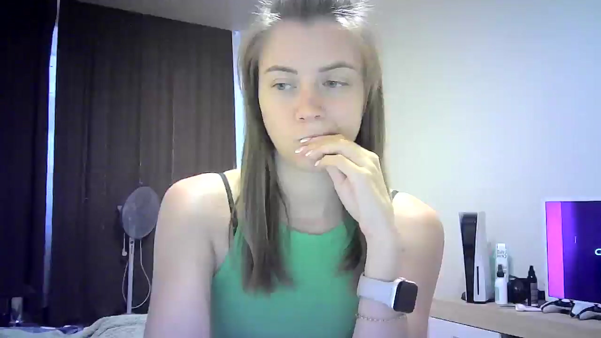 Gallery image thumbnail from Sulfate0's myfreecams stream on, 09/15/2024, 09:00 image 14 of 20
