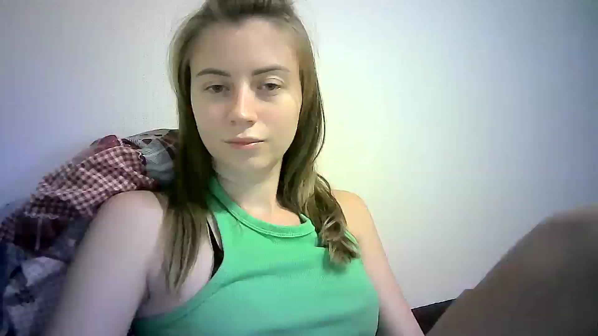 Gallery image thumbnail from Sulfate0's myfreecams stream on, 09/15/2024, 10:04 image 18 of 20