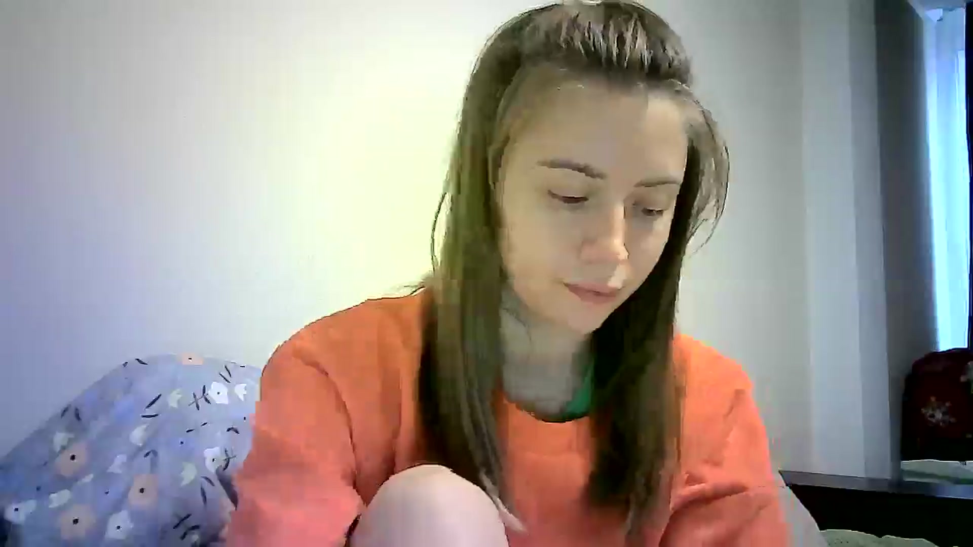Gallery image thumbnail from Sulfate0's myfreecams stream on, 09/16/2024, 08:35 image 8 of 20