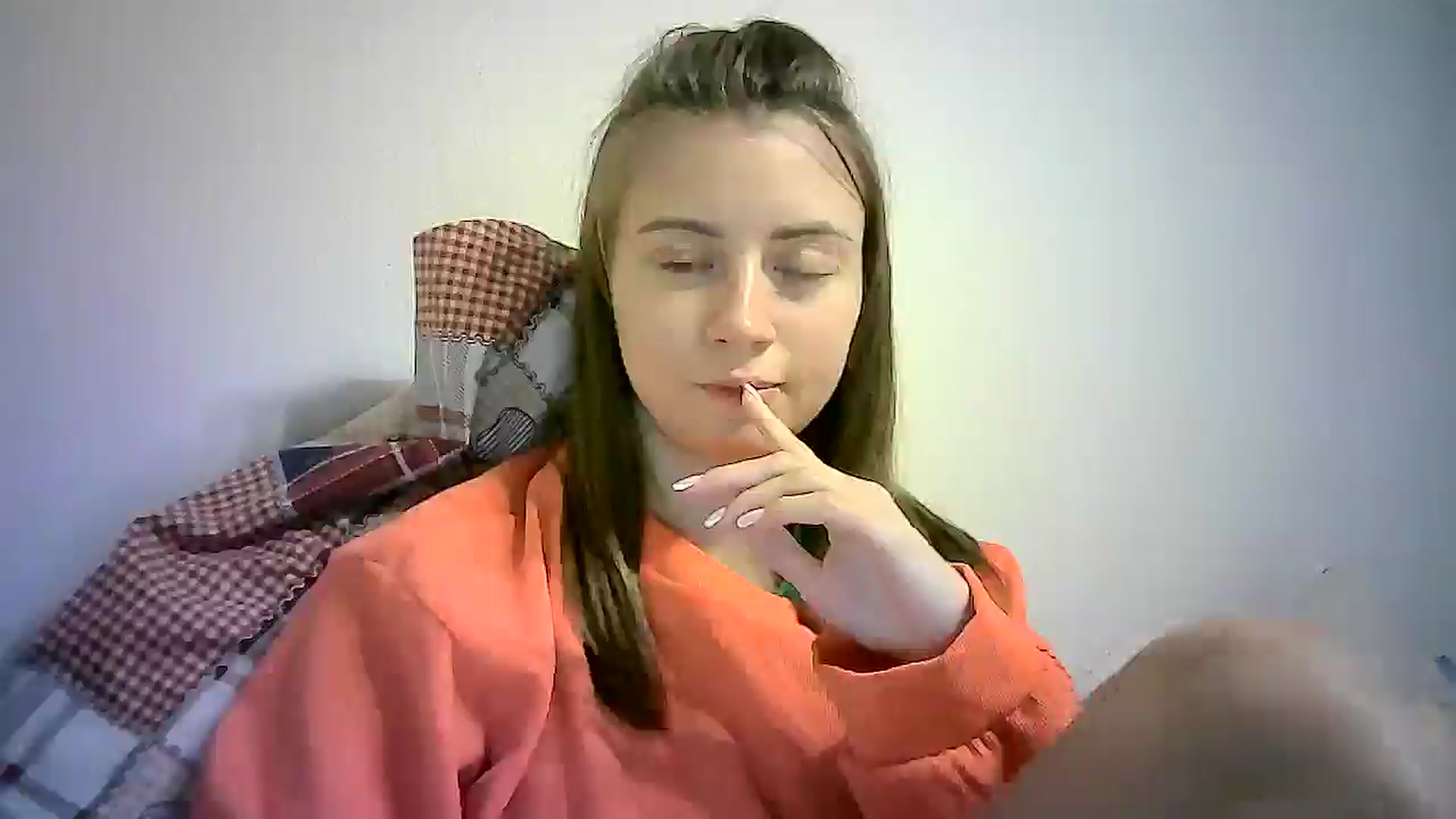 Gallery image thumbnail from Sulfate0's myfreecams stream on, 09/16/2024, 10:29 image 10 of 20