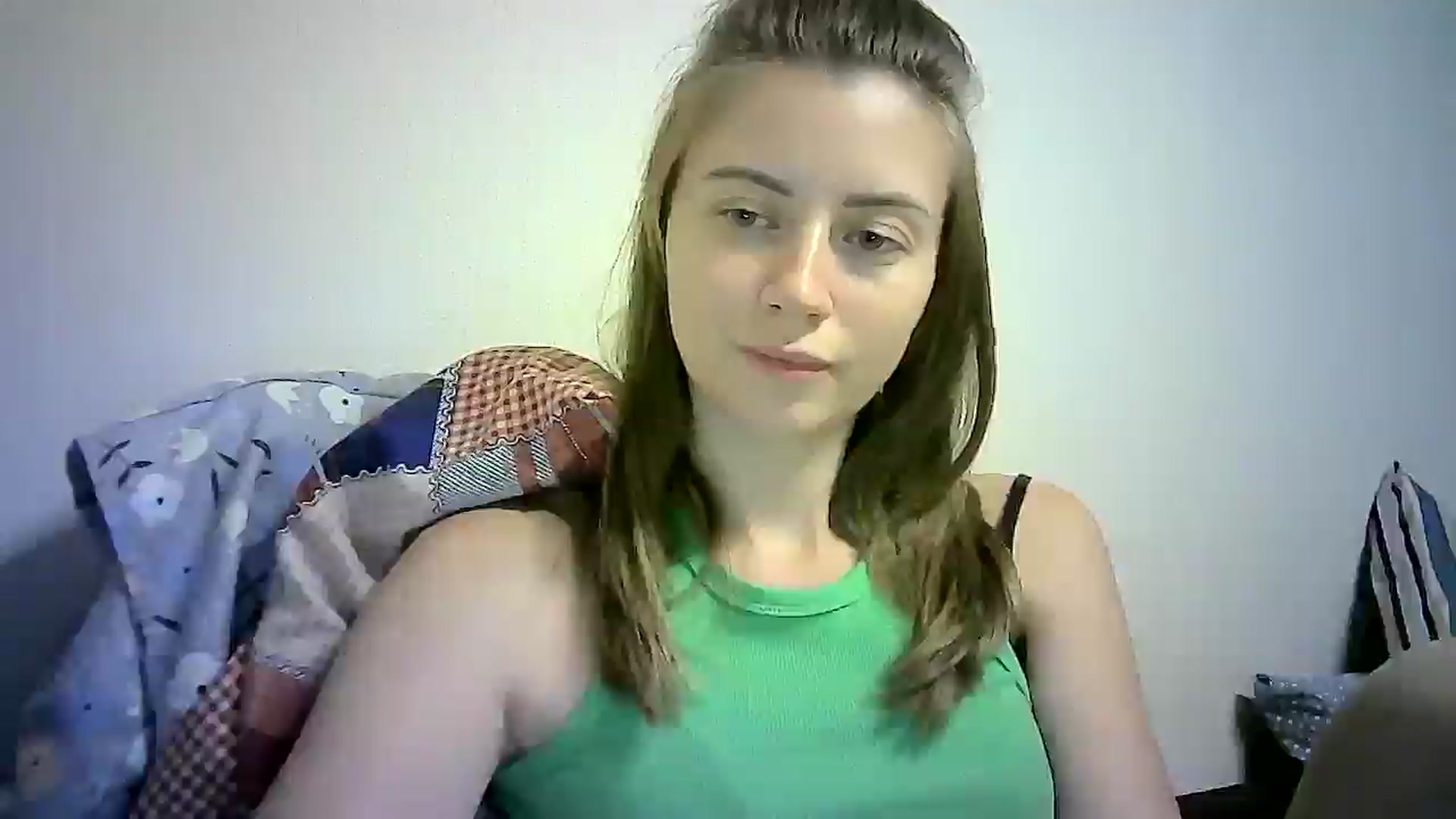 Gallery image thumbnail from Sulfate0's myfreecams stream on, 09/16/2024, 13:49 image 13 of 20
