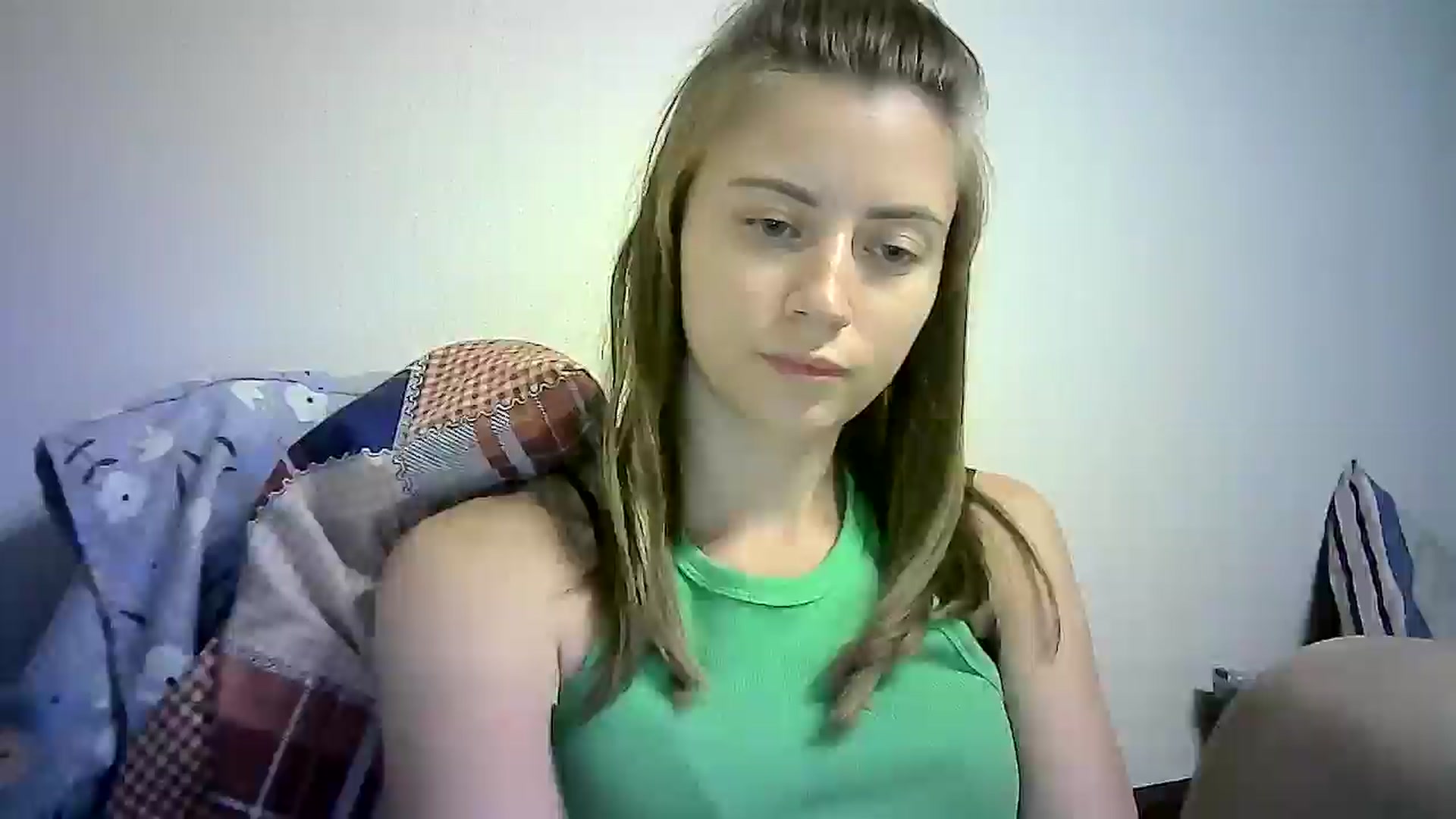 Gallery image thumbnail from Sulfate0's myfreecams stream on, 09/16/2024, 13:49 image 5 of 20