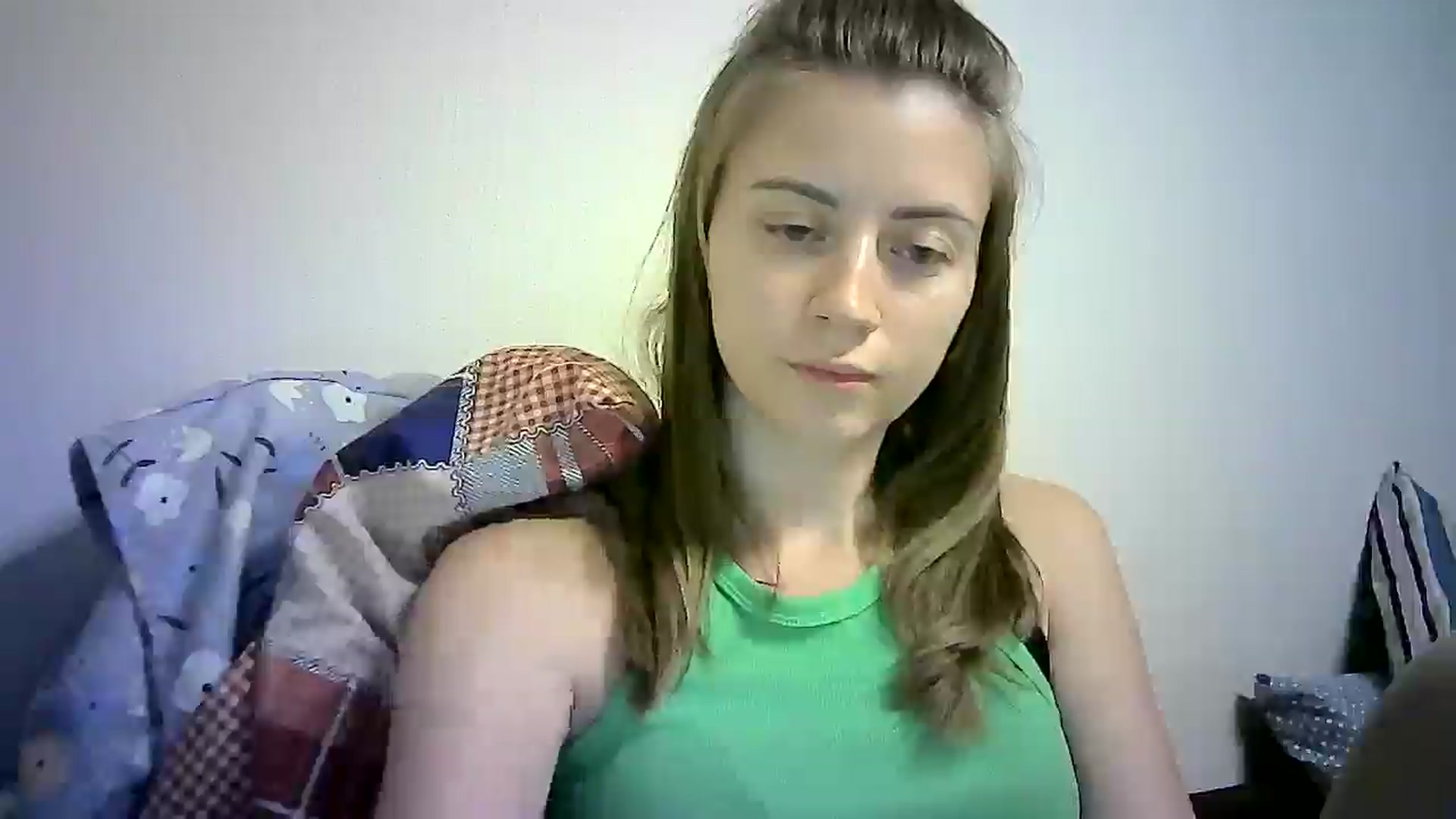 Gallery image thumbnail from Sulfate0's myfreecams stream on, 09/16/2024, 13:49 image 16 of 20