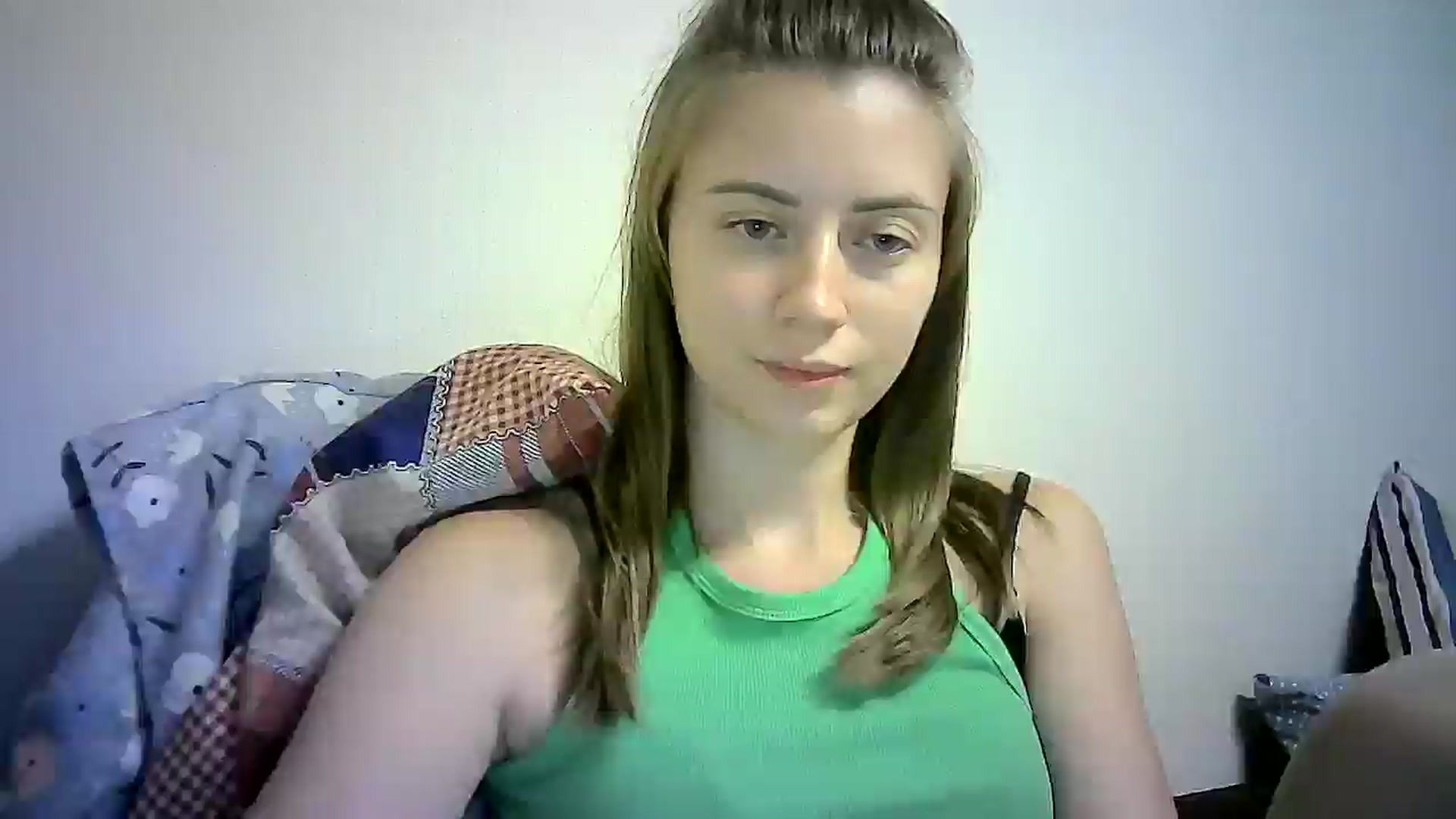 Gallery image thumbnail from Sulfate0's myfreecams stream on, 09/16/2024, 13:49 image 8 of 20