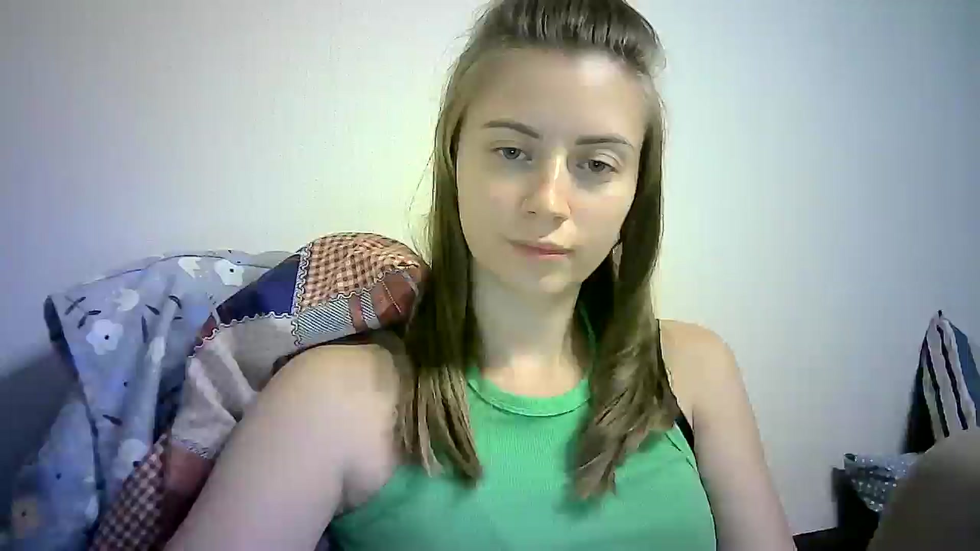 Gallery image thumbnail from Sulfate0's myfreecams stream on, 09/16/2024, 13:49 image 11 of 20