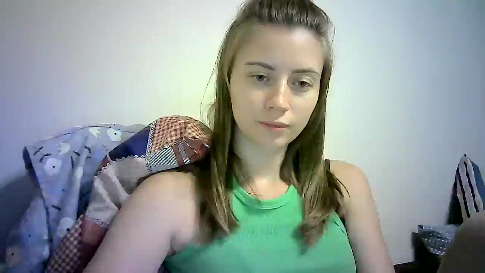 Gallery image thumbnail from Sulfate0's myfreecams stream on, 09/16/2024, 13:49 image 15 of 20
