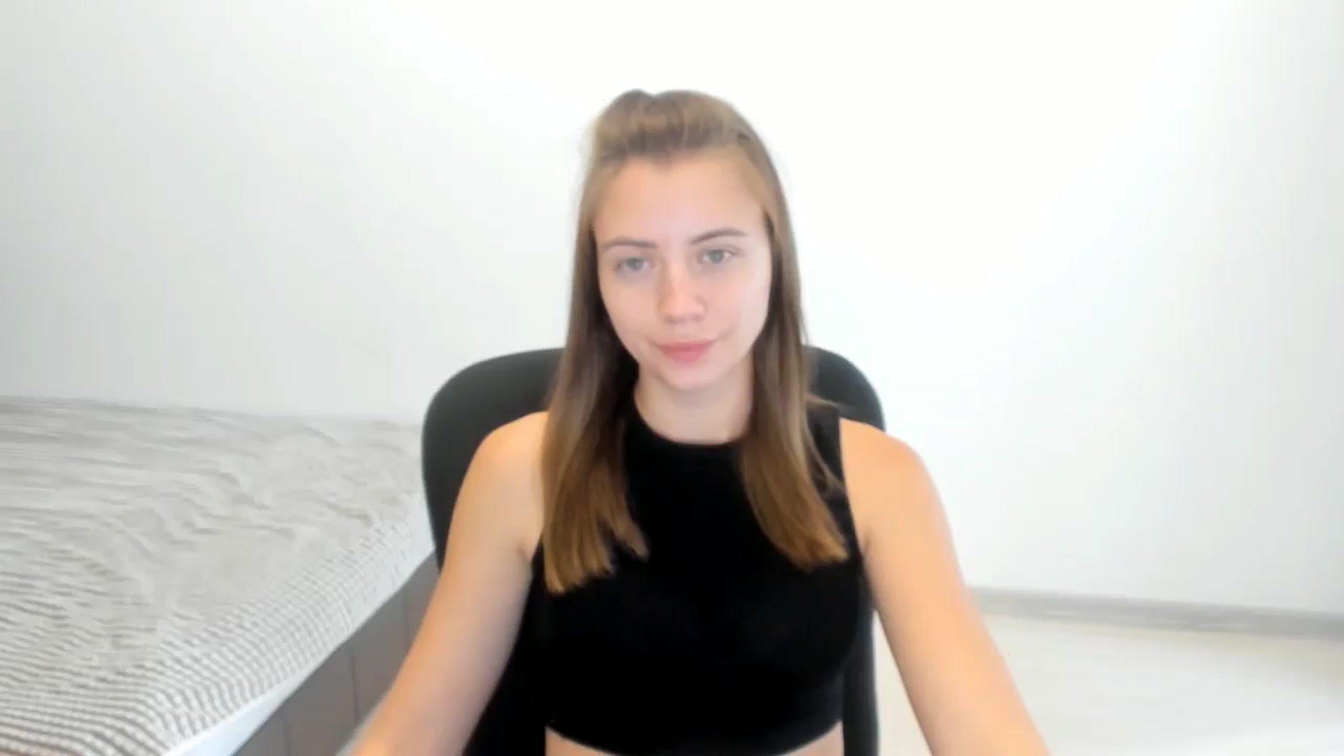 Gallery image thumbnail from Sulfate0's myfreecams stream on, 09/18/2024, 08:11 image 1 of 20