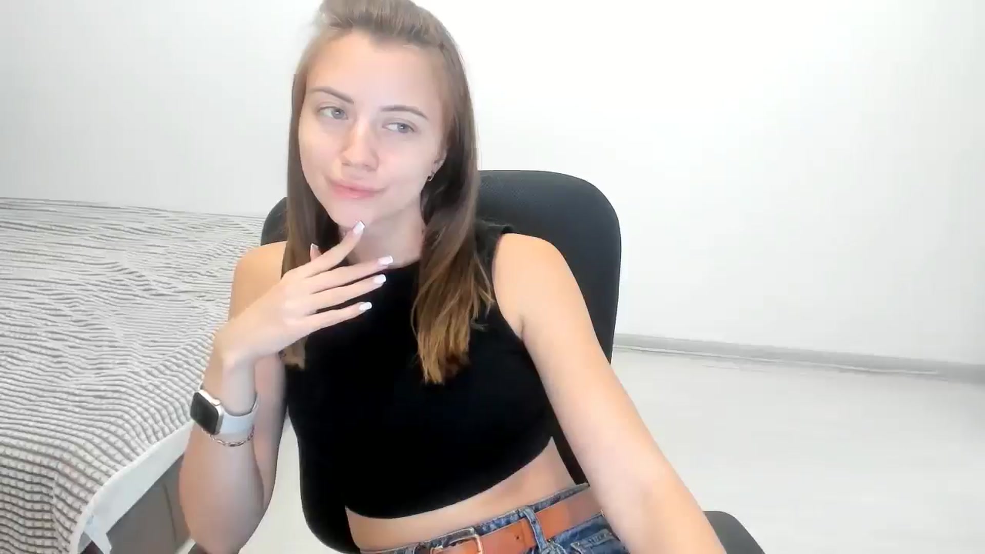 Gallery image thumbnail from Sulfate0's myfreecams stream on, 09/18/2024, 09:32 image 9 of 20