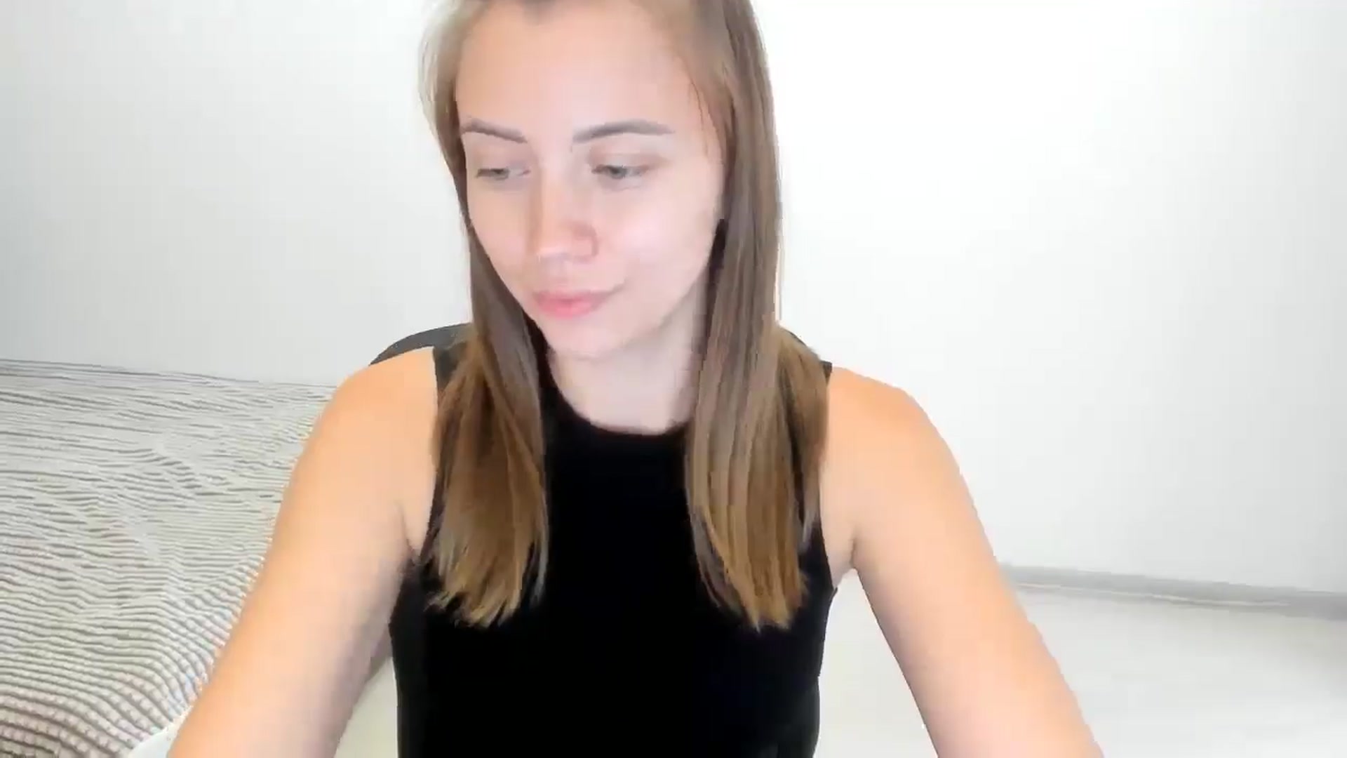 Gallery image thumbnail from Sulfate0's myfreecams stream on, 09/18/2024, 10:34 image 15 of 20
