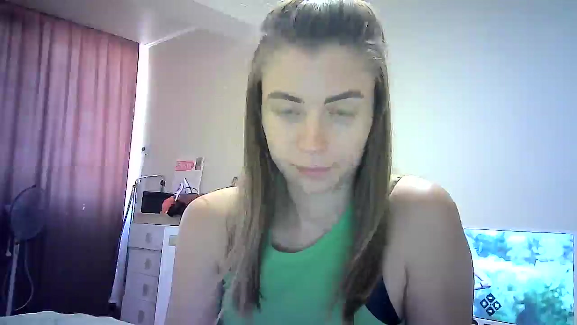 Gallery image thumbnail from Sulfate0's myfreecams stream on, 09/19/2024, 09:40 image 13 of 20