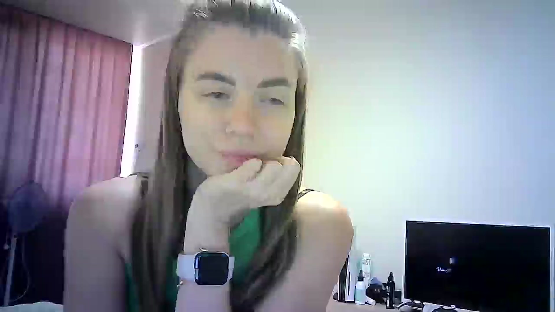 Gallery image thumbnail from Sulfate0's myfreecams stream on, 09/19/2024, 09:40 image 18 of 20