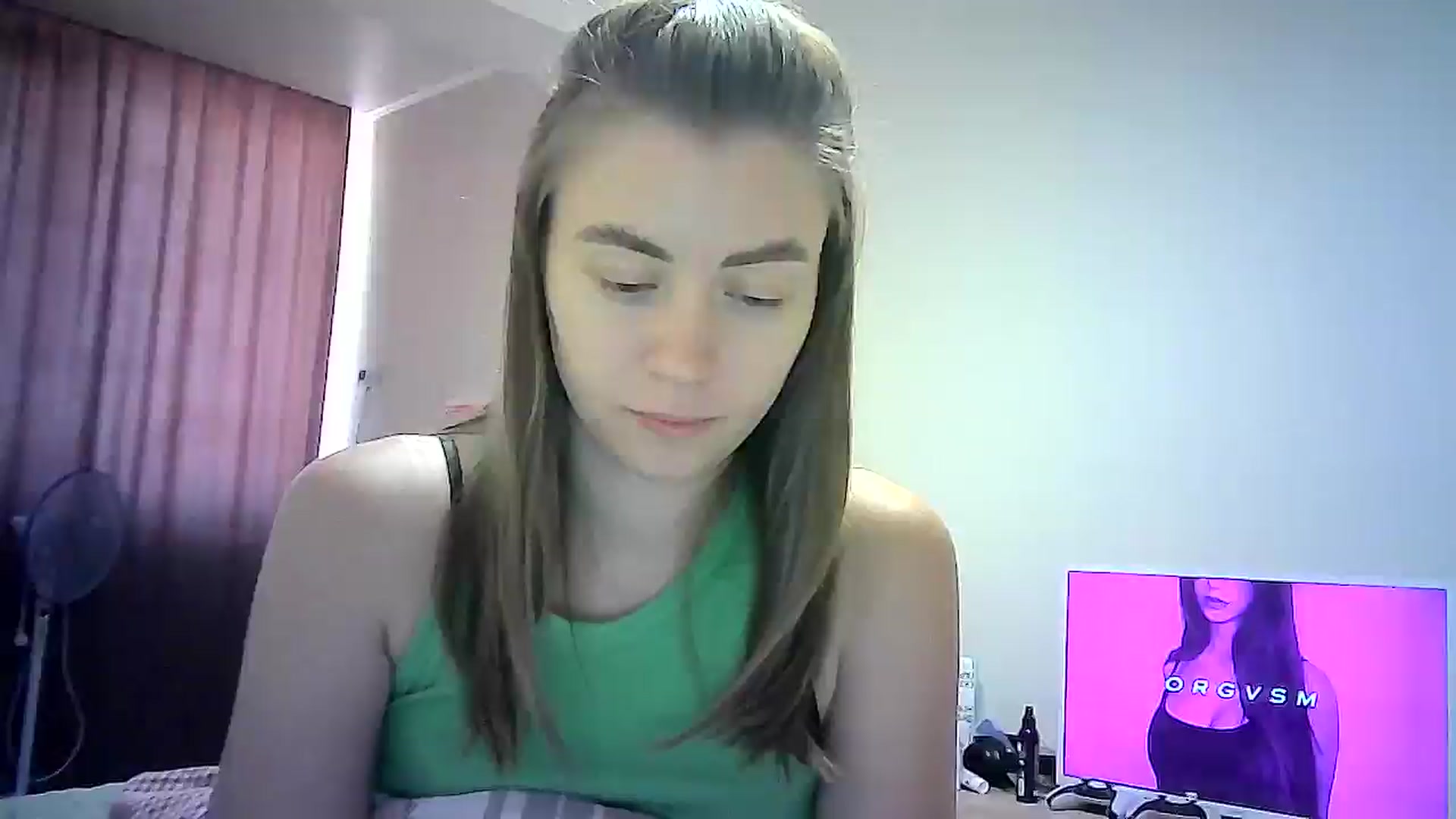 Gallery image thumbnail from Sulfate0's myfreecams stream on, 09/19/2024, 09:40 image 1 of 20