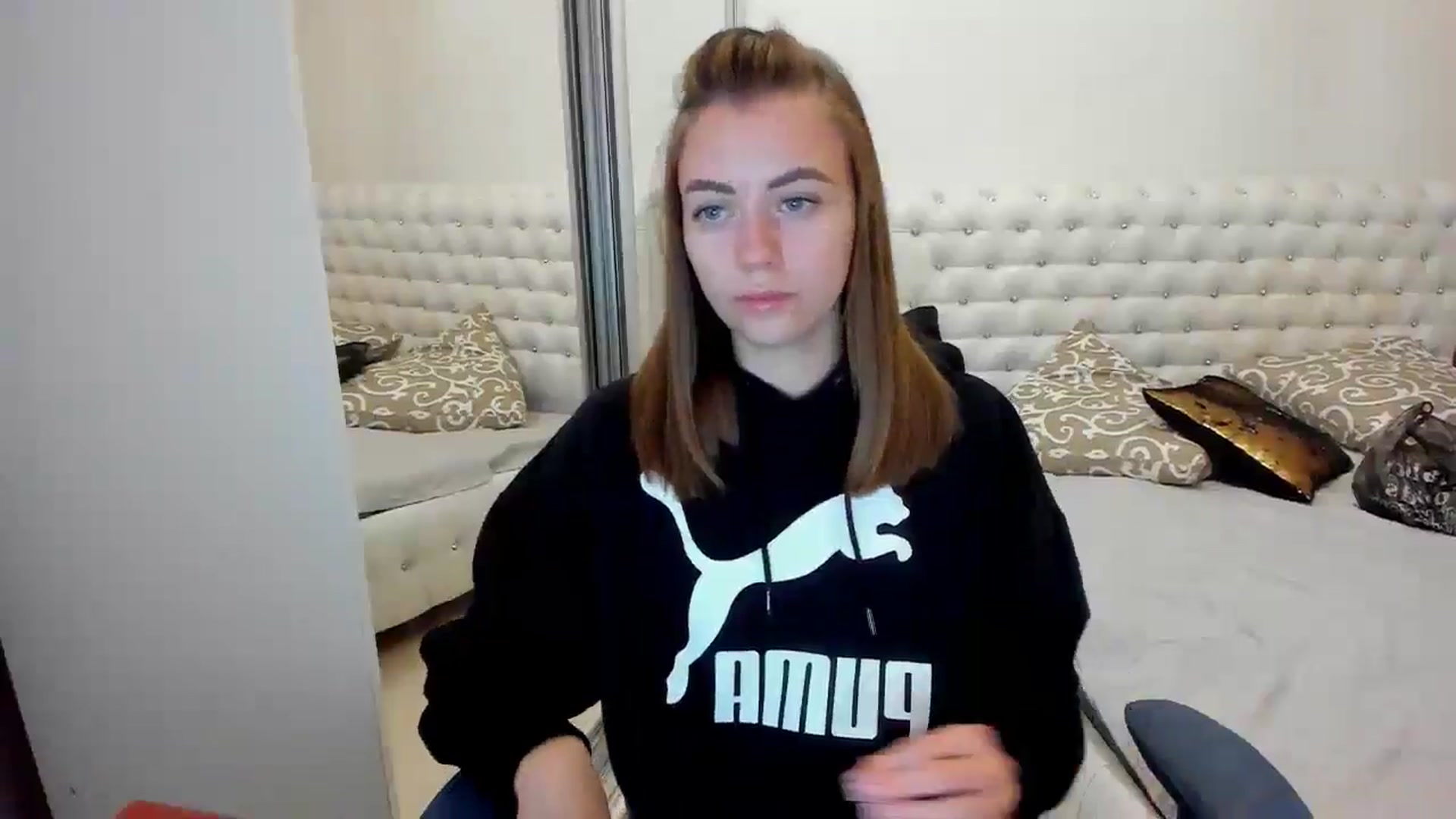 Gallery image thumbnail from Sulfate0's myfreecams stream on, 09/21/2024, 07:37 image 2 of 20