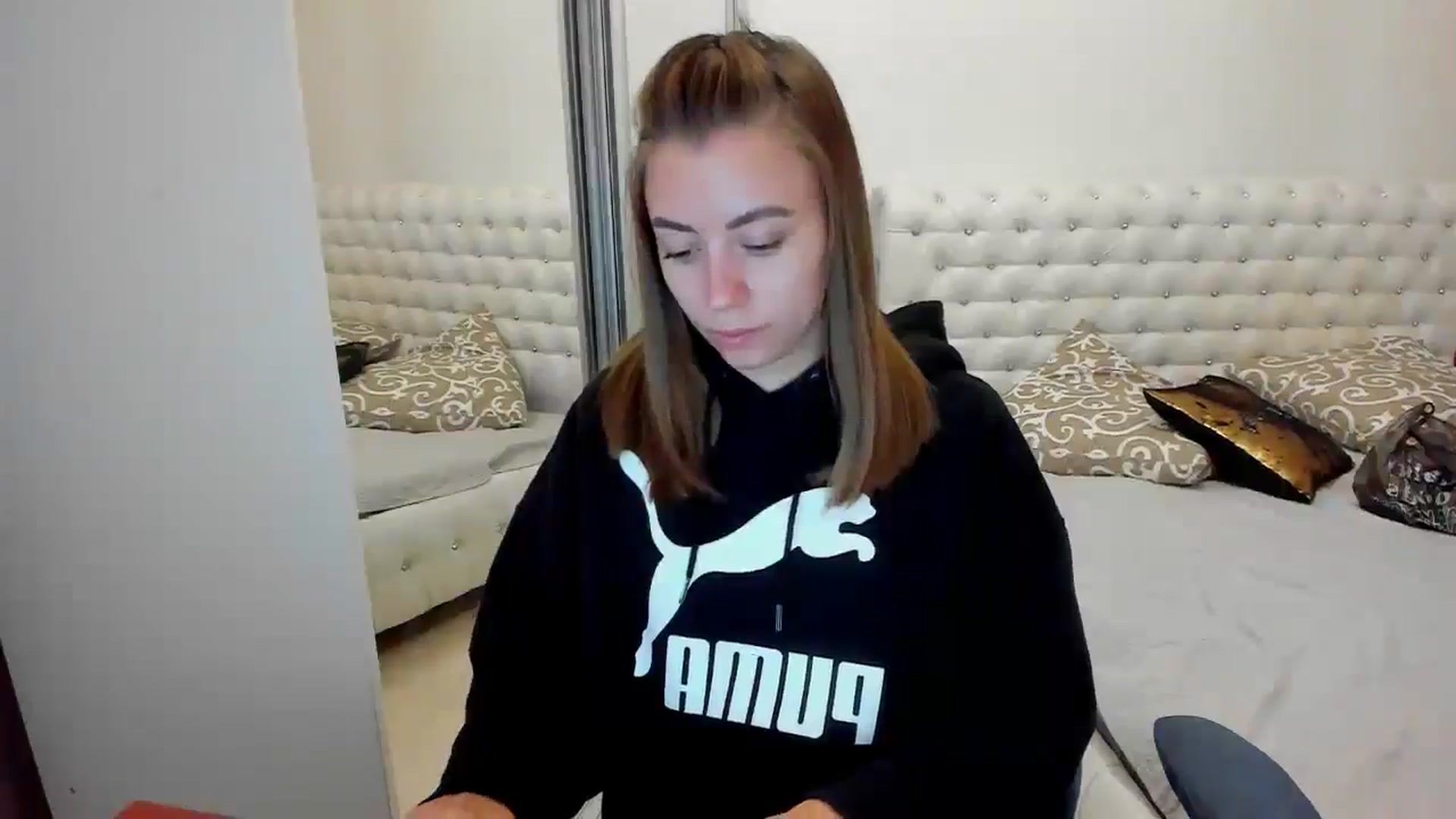 Gallery image thumbnail from Sulfate0's myfreecams stream on, 09/21/2024, 07:37 image 9 of 20