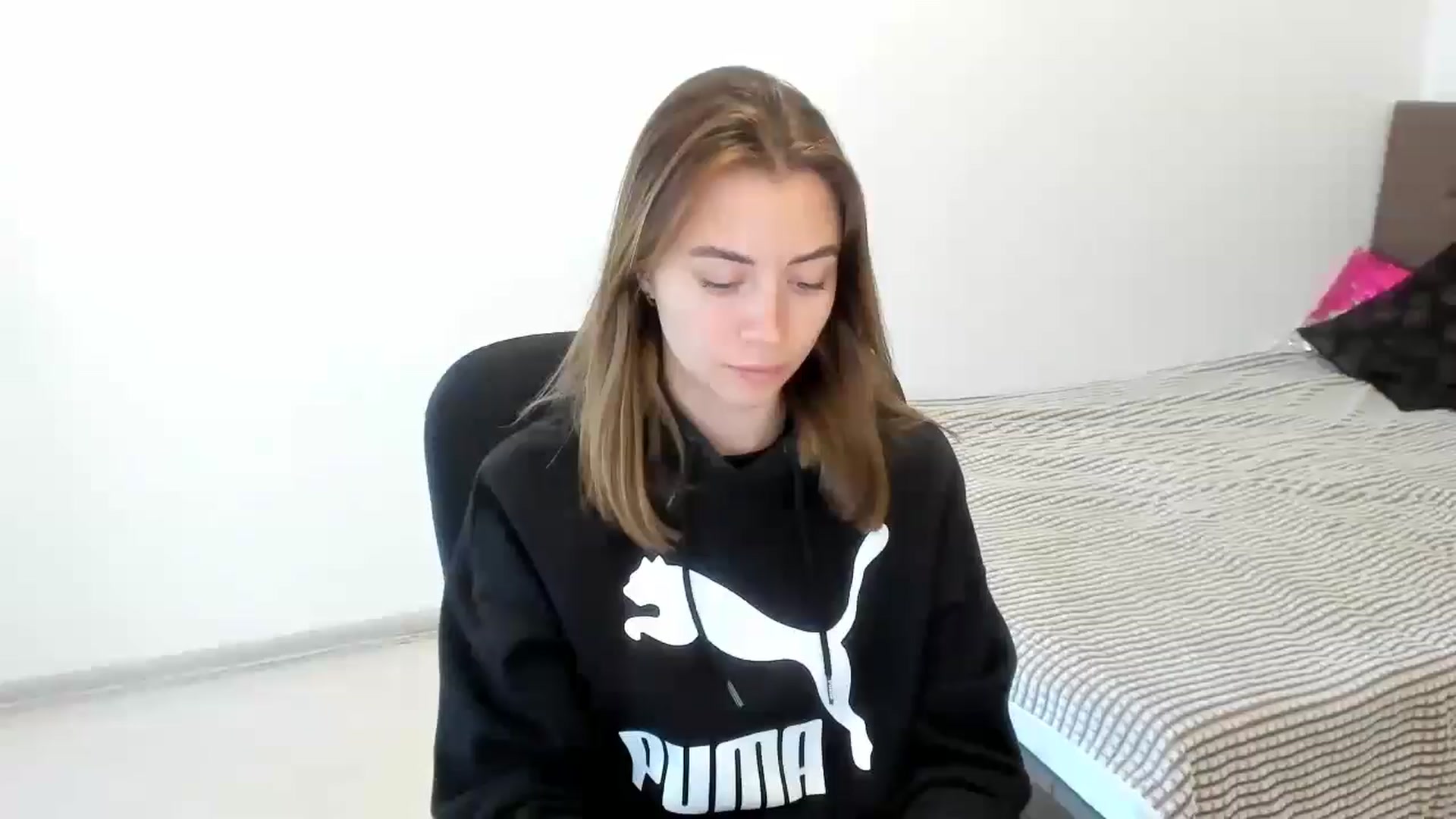 Gallery image thumbnail from Sulfate0's myfreecams stream on, 09/22/2024, 08:56 image 1 of 20
