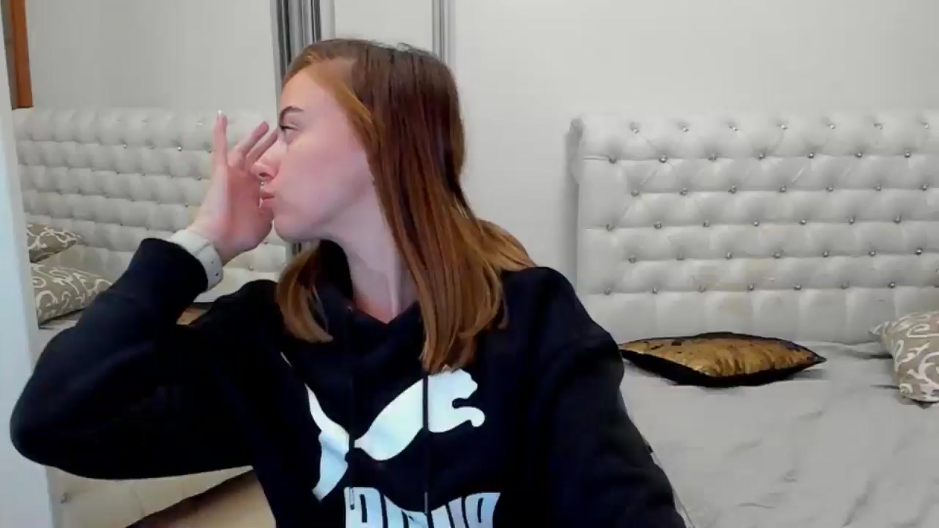Gallery image thumbnail from Sulfate0's myfreecams stream on, 09/26/2024, 10:13 image 1 of 20