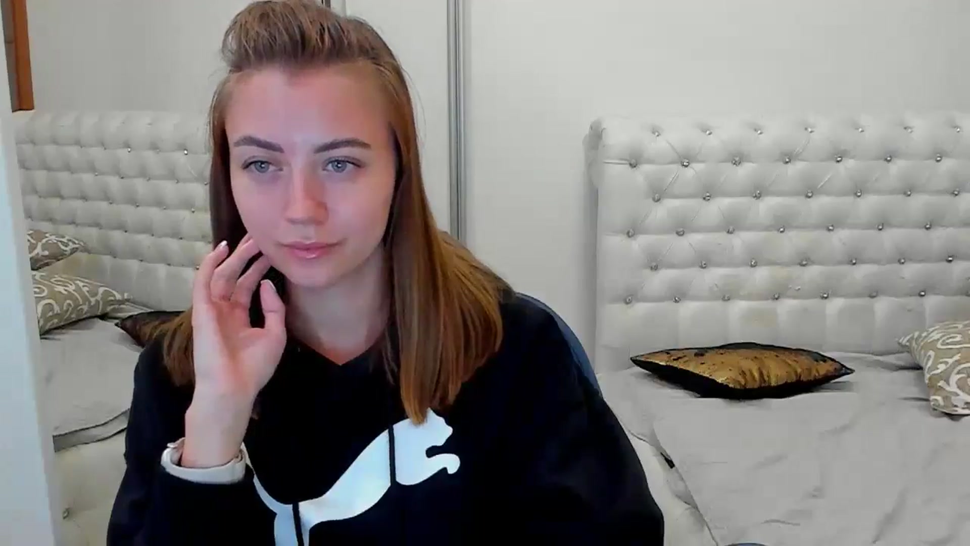 Gallery image thumbnail from Sulfate0's myfreecams stream on, 09/26/2024, 10:13 image 18 of 20