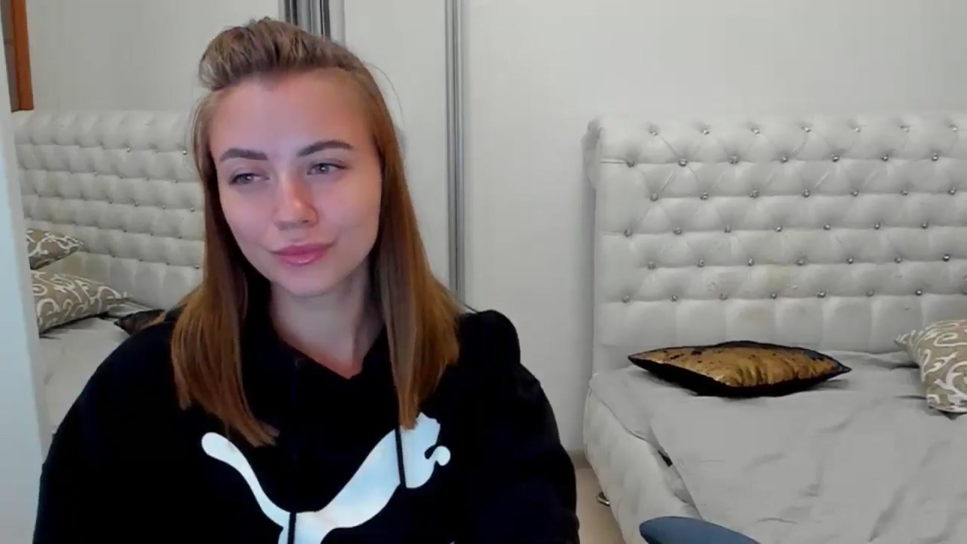 Gallery image thumbnail from Sulfate0's myfreecams stream on, 09/26/2024, 10:13 image 5 of 20