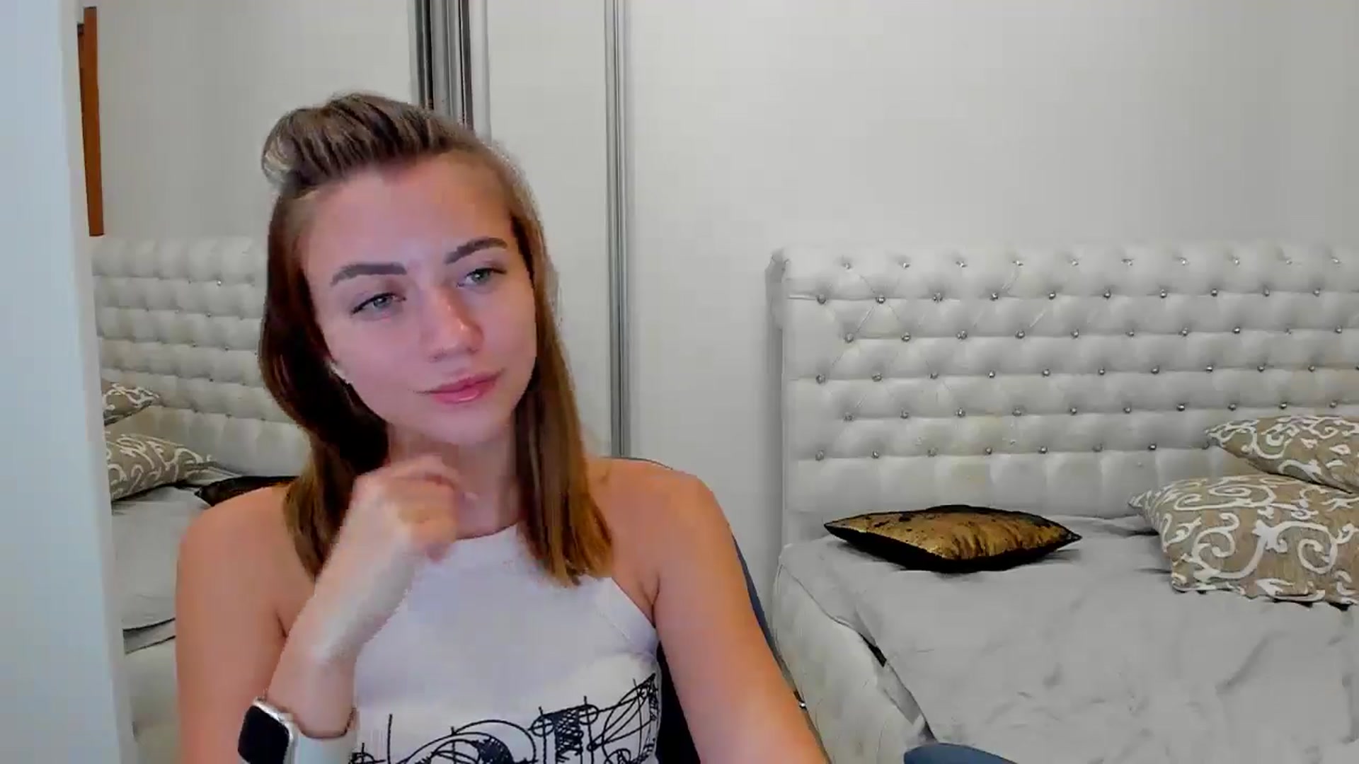 Gallery image thumbnail from Sulfate0's myfreecams stream on, 09/26/2024, 11:06 image 16 of 20