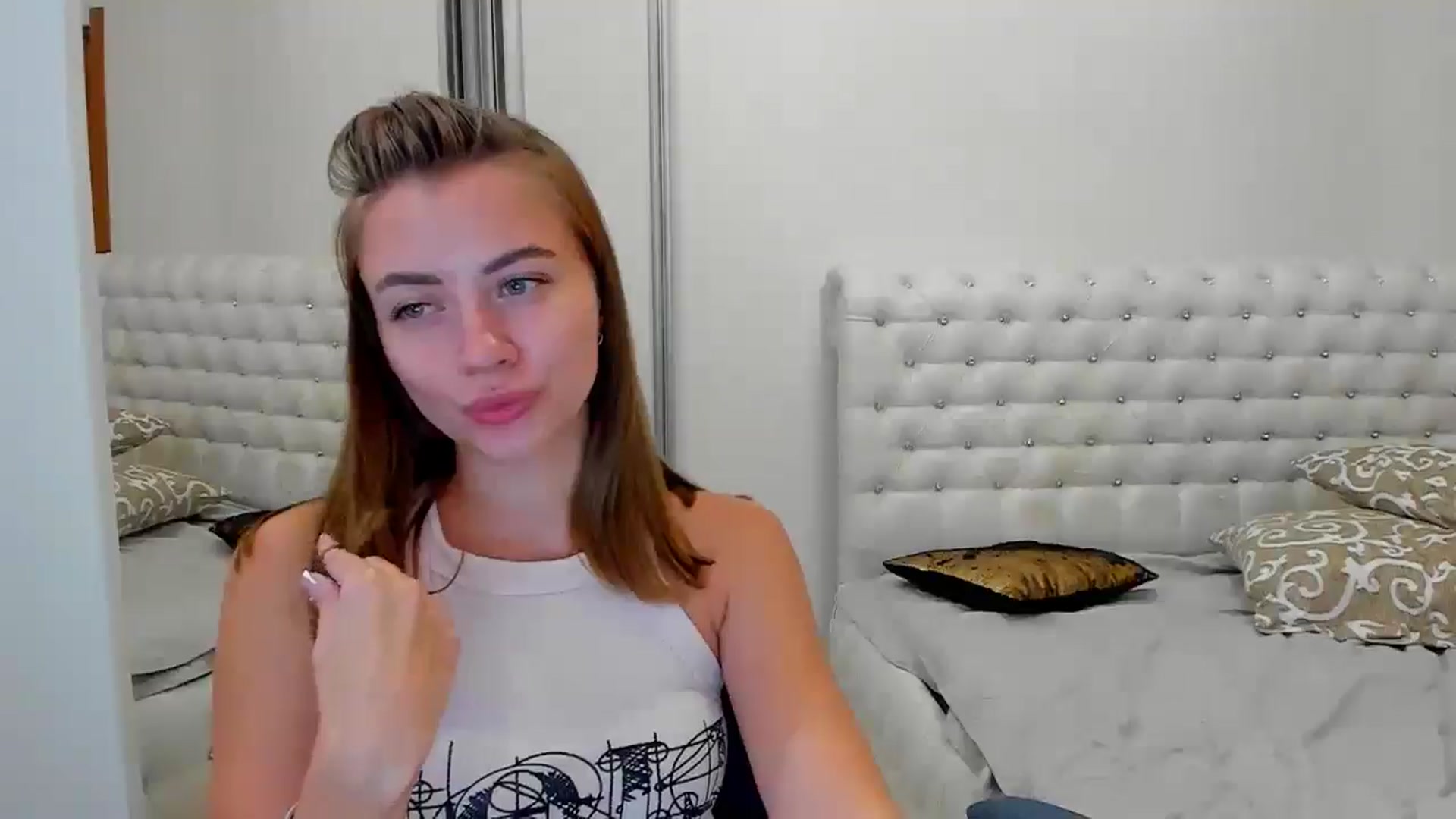 Gallery image thumbnail from Sulfate0's myfreecams stream on, 09/26/2024, 11:06 image 5 of 20