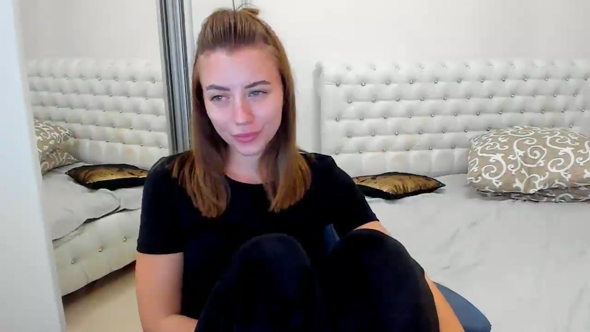 Gallery image thumbnail from Sulfate0's myfreecams stream on, 09/28/2024, 09:18 image 17 of 20