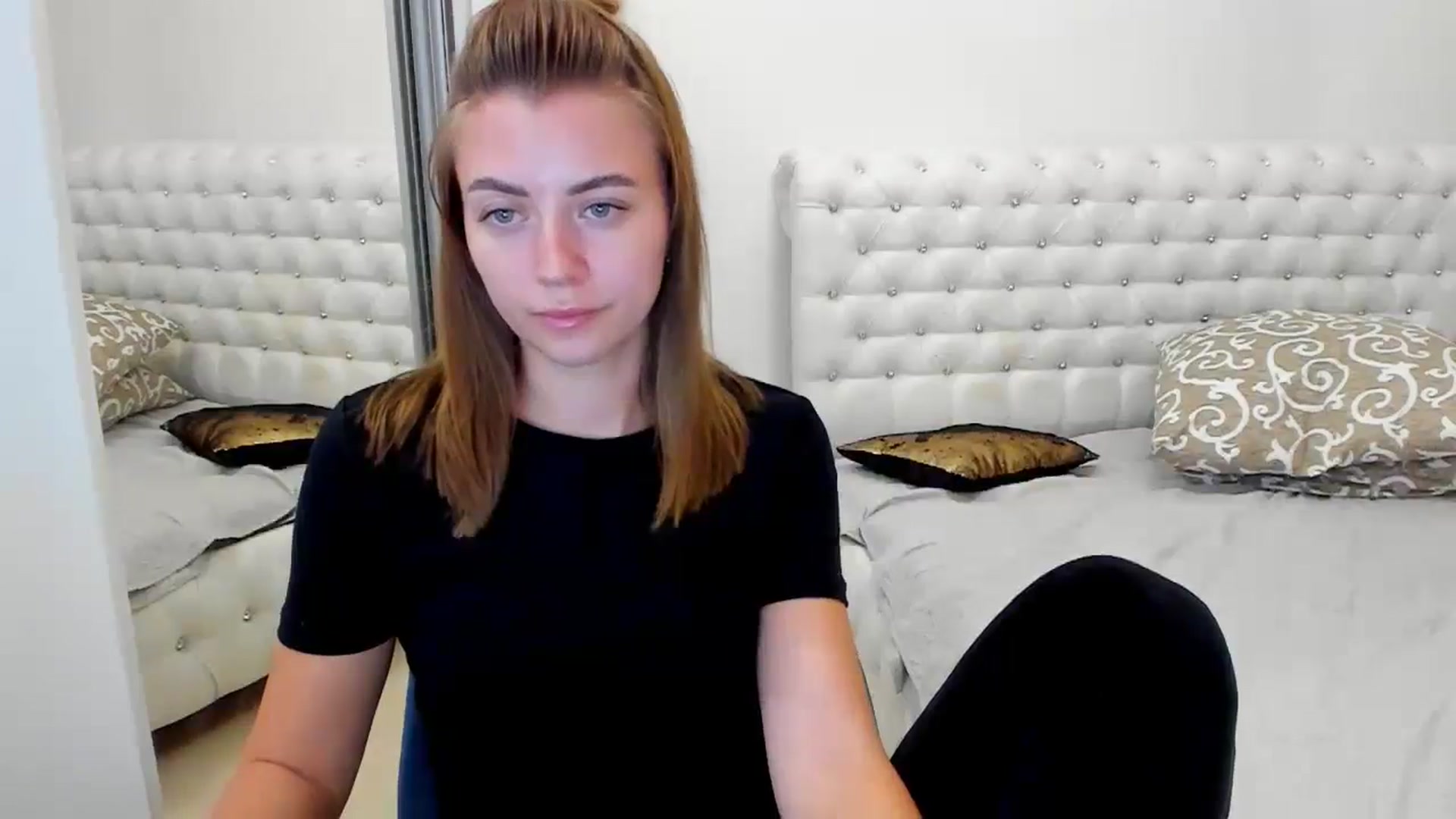Gallery image thumbnail from Sulfate0's myfreecams stream on, 09/28/2024, 09:18 image 13 of 20