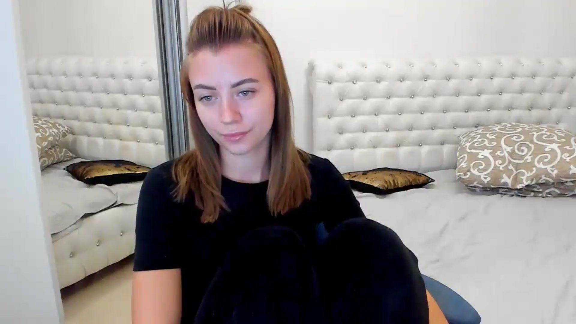 Gallery image thumbnail from Sulfate0's myfreecams stream on, 09/28/2024, 09:18 image 14 of 20