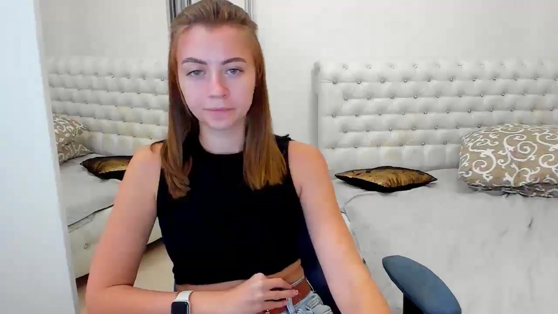 Gallery image thumbnail from Sulfate0's myfreecams stream on, 09/29/2024, 08:06 image 19 of 20