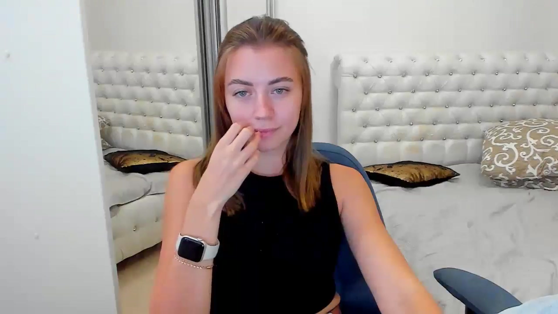 Gallery image thumbnail from Sulfate0's myfreecams stream on, 09/29/2024, 09:54 image 9 of 20