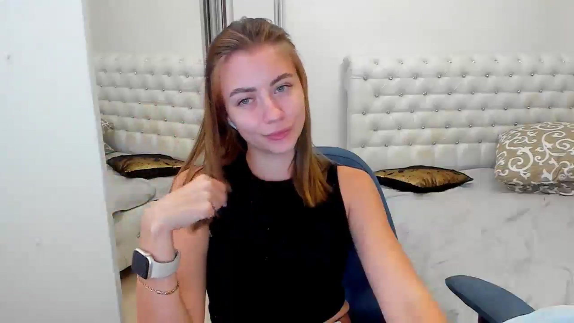 Gallery image thumbnail from Sulfate0's myfreecams stream on, 09/29/2024, 09:54 image 6 of 20