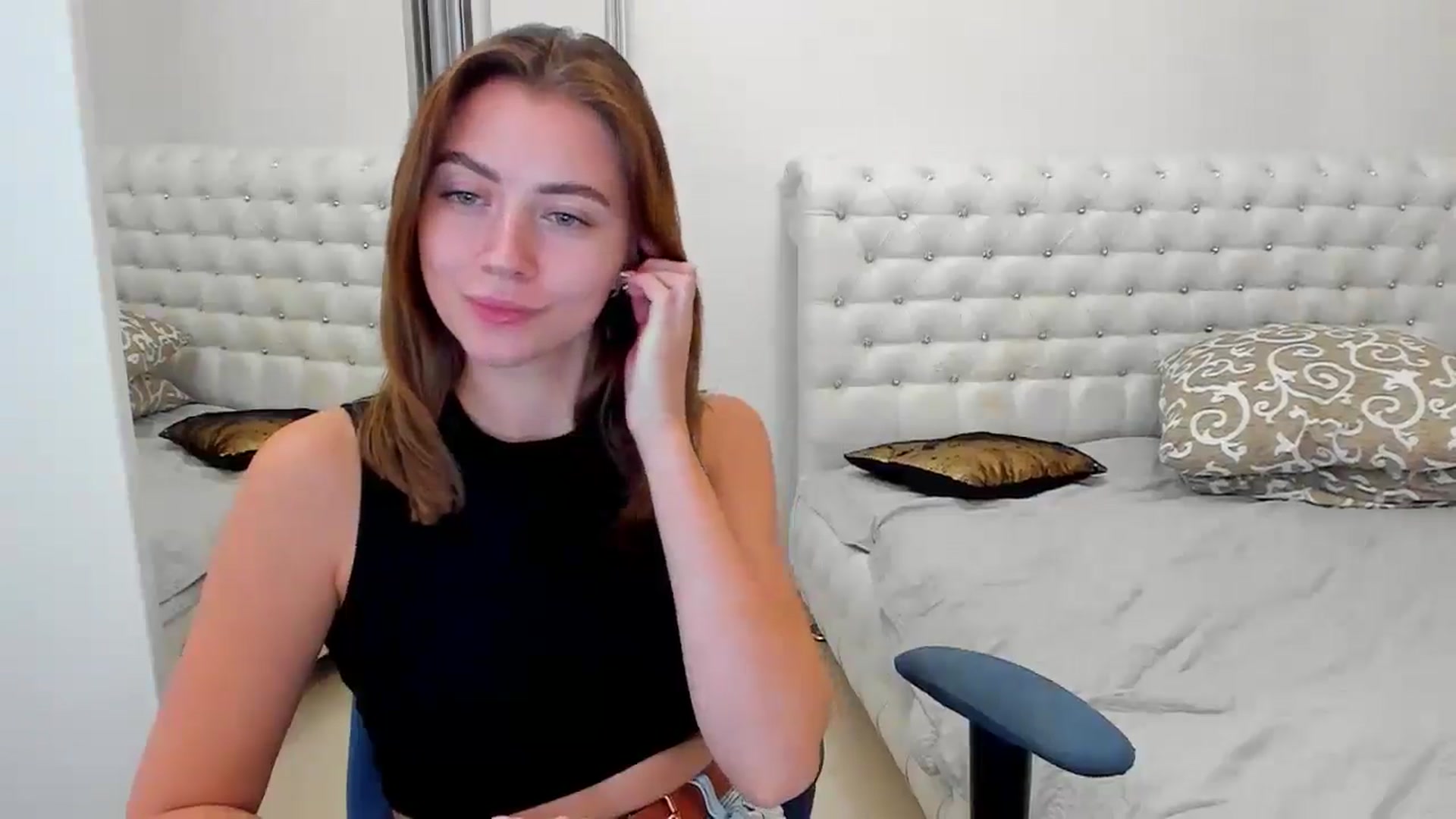 Gallery image thumbnail from Sulfate0's myfreecams stream on, 09/29/2024, 11:26 image 4 of 20