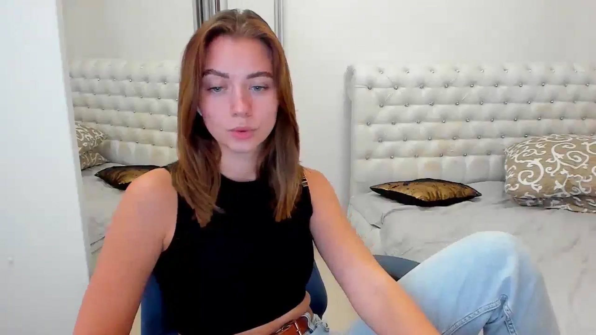 Gallery image thumbnail from Sulfate0's myfreecams stream on, 09/29/2024, 11:26 image 16 of 20