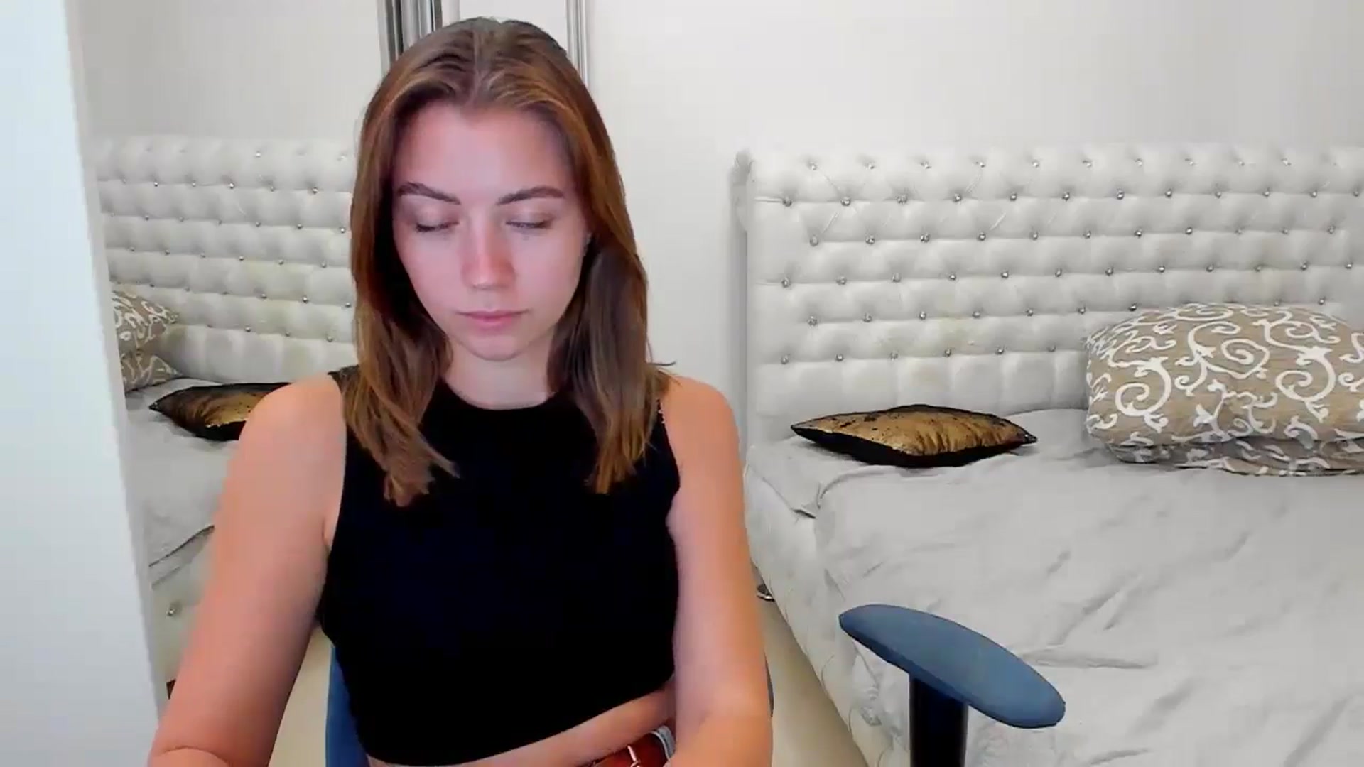 Gallery image thumbnail from Sulfate0's myfreecams stream on, 09/29/2024, 11:26 image 6 of 20