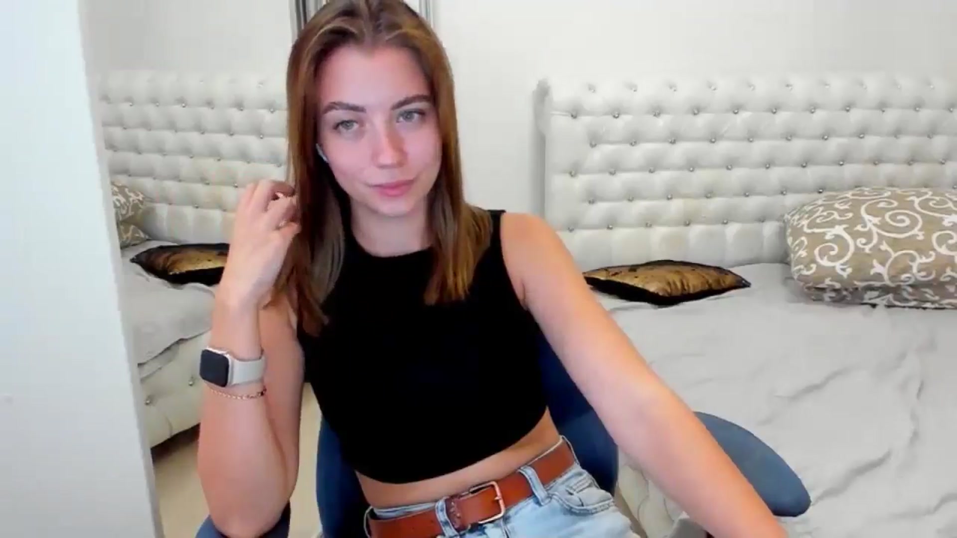 Gallery image thumbnail from Sulfate0's myfreecams stream on, 09/29/2024, 12:11 image 17 of 20