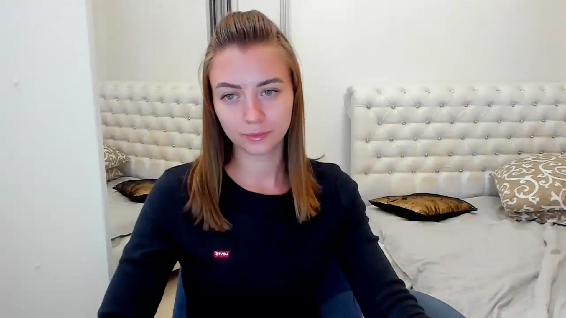 Gallery image thumbnail from Sulfate0's myfreecams stream on, 09/30/2024, 08:45 image 12 of 20