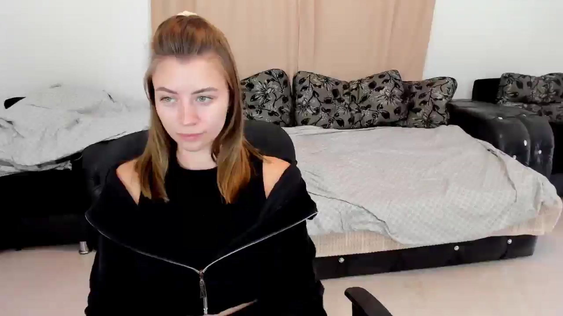 Gallery image thumbnail from Sulfate0's myfreecams stream on, 10/05/2024, 08:52 image 8 of 20