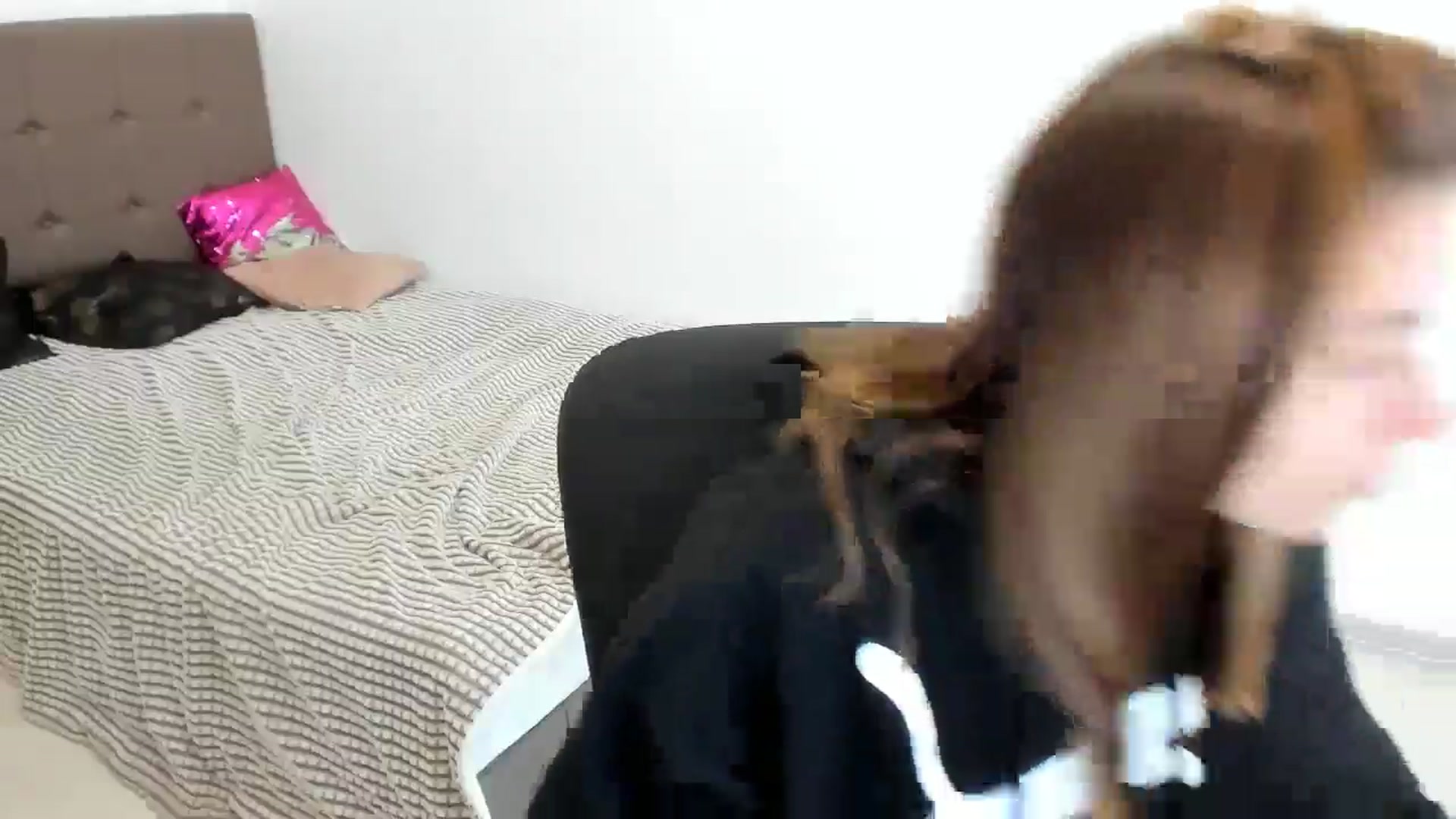 Gallery image thumbnail from Sulfate0's myfreecams stream on, 10/24/2024, 10:06 image 19 of 20