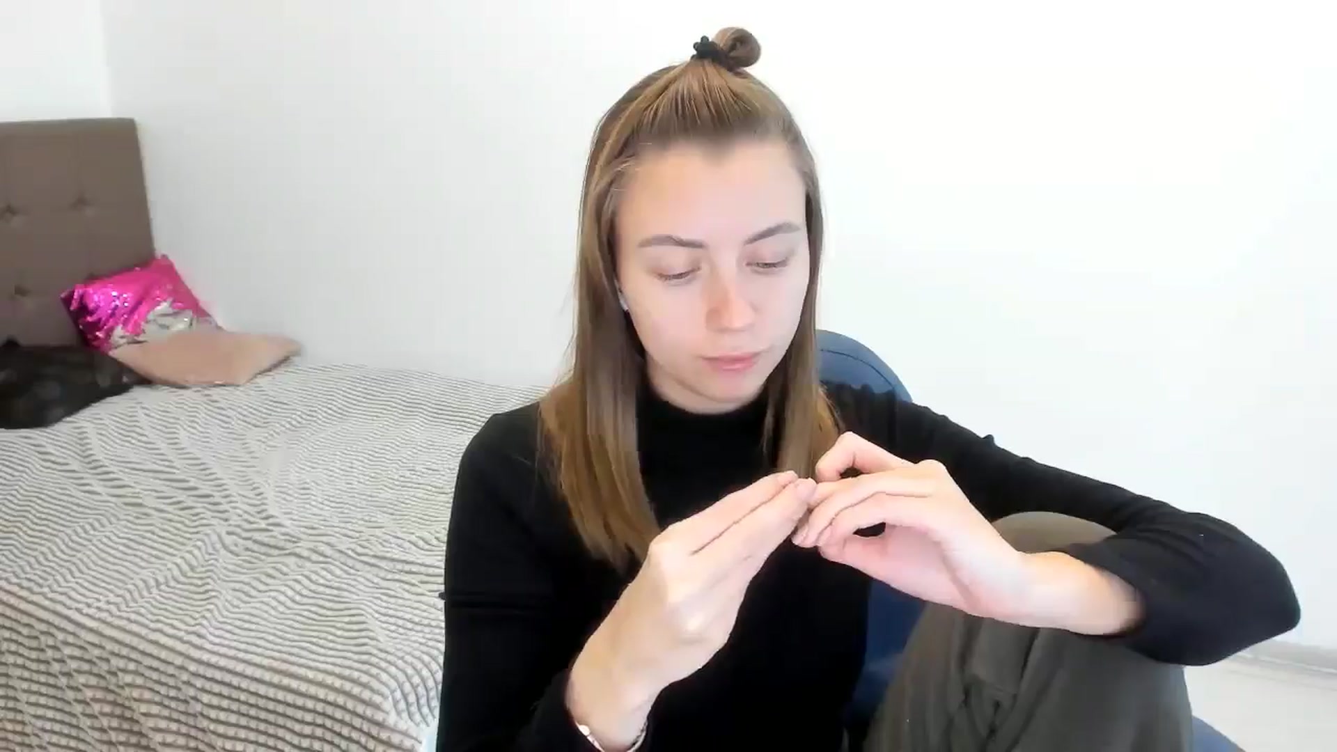 Gallery image thumbnail from Sulfate0's myfreecams stream on, 10/25/2024, 09:28 image 13 of 20