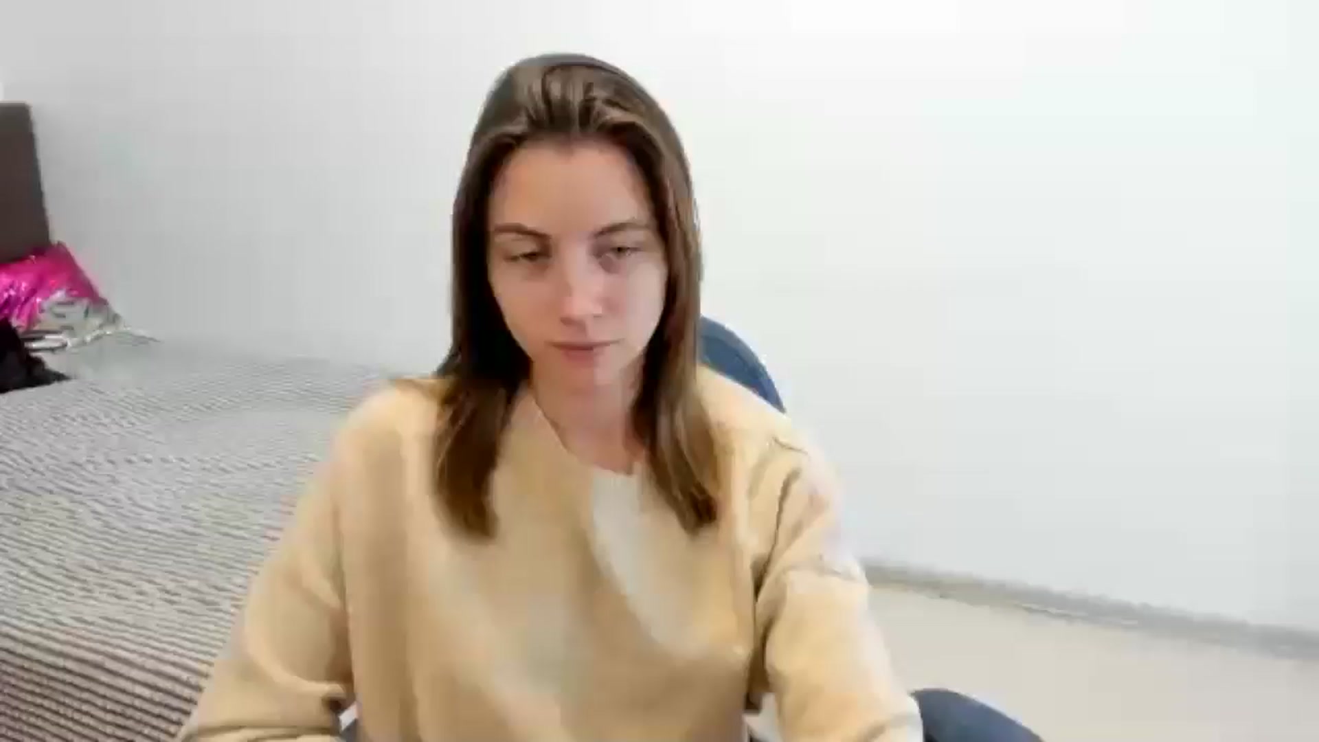 Gallery image thumbnail from Sulfate0's myfreecams stream on, 10/28/2024, 09:35 image 19 of 20