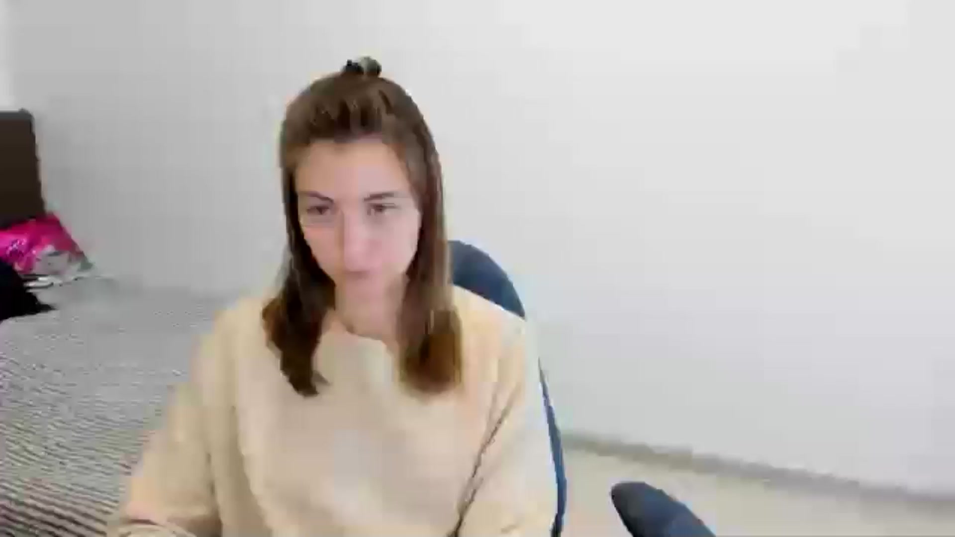 Gallery image thumbnail from Sulfate0's myfreecams stream on, 10/28/2024, 10:28 image 8 of 20