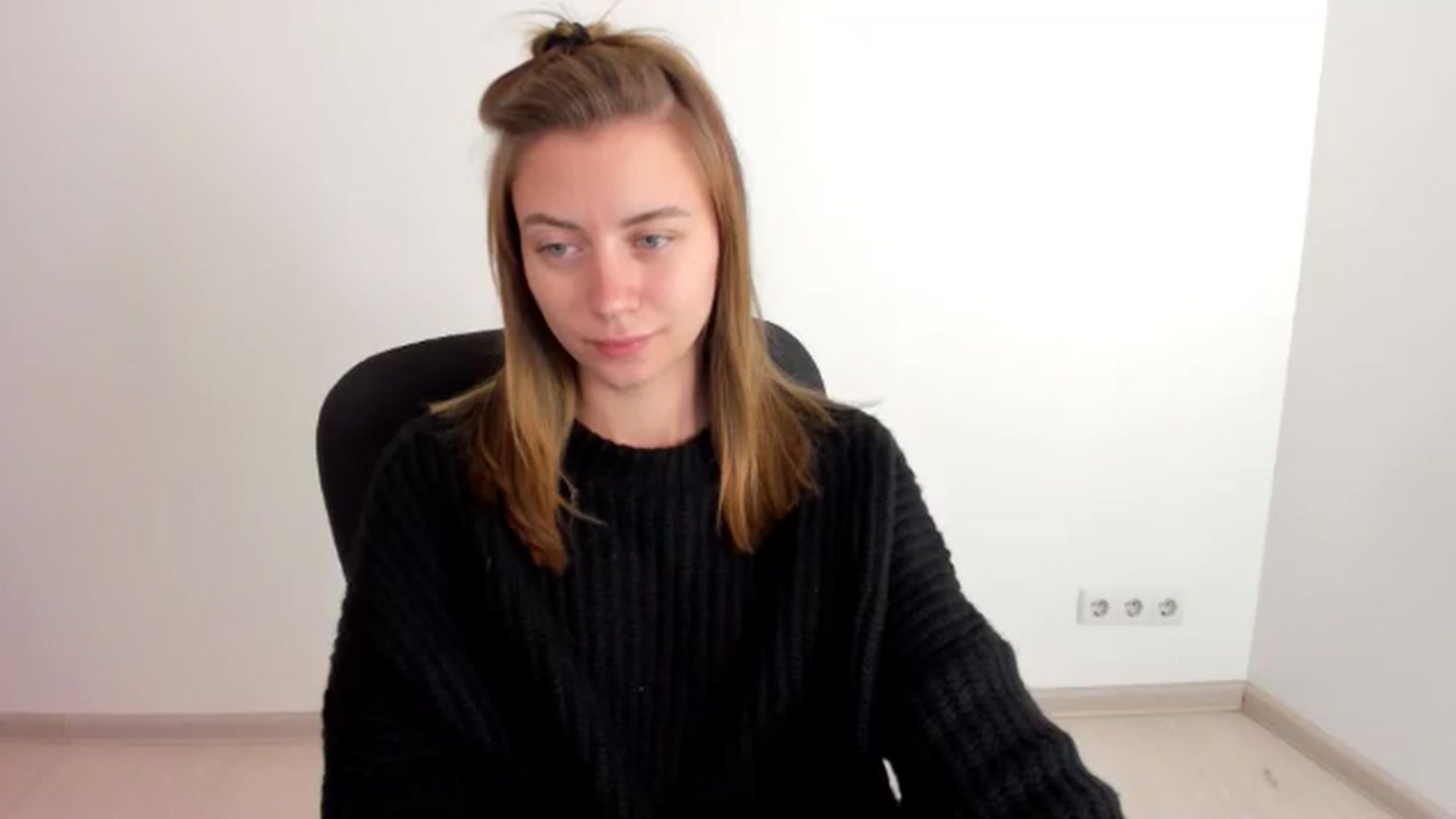 Gallery image thumbnail from Sulfate0's myfreecams stream on, 10/29/2024, 09:44 image 2 of 20