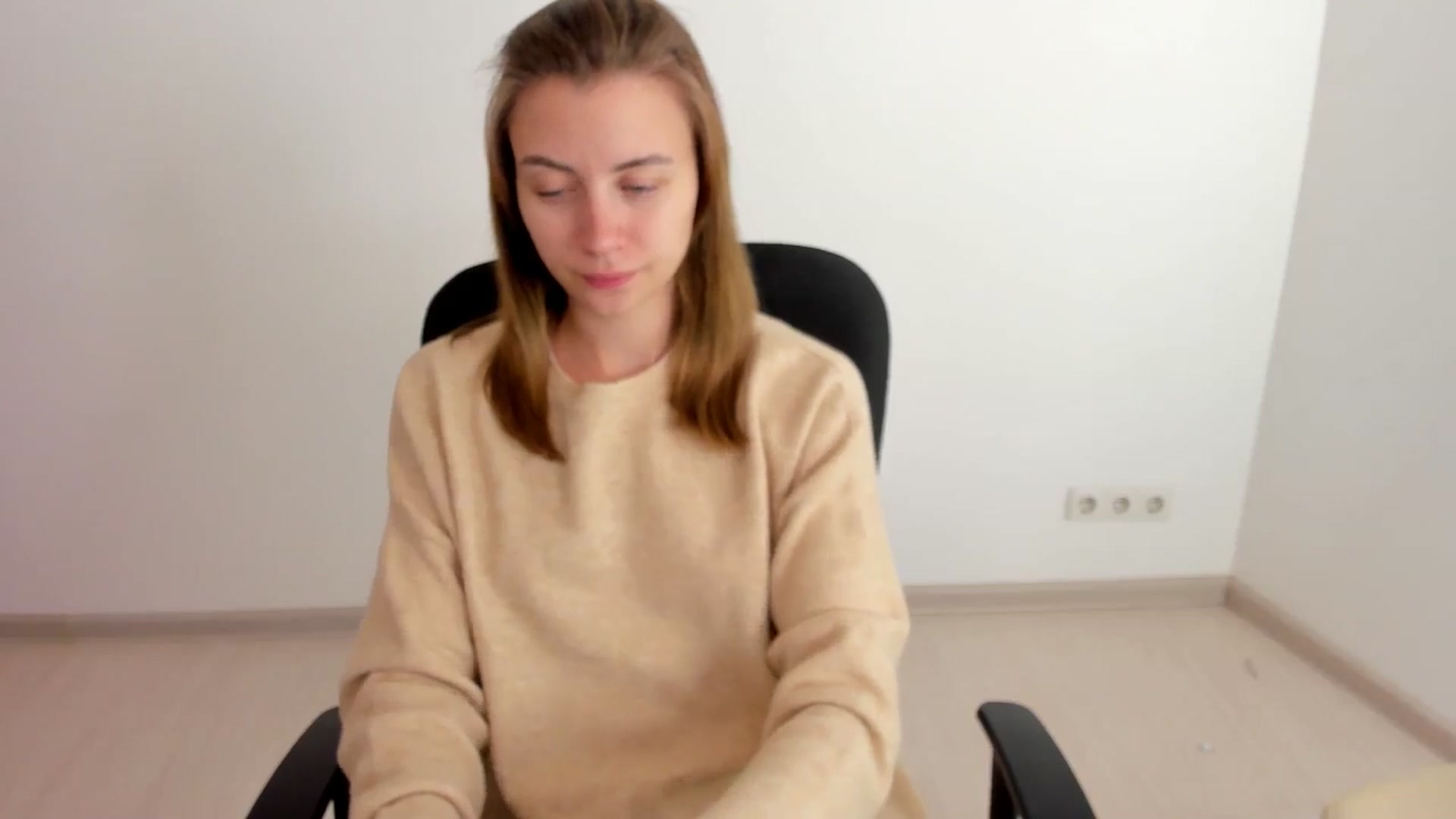 Gallery image thumbnail from Sulfate0's myfreecams stream on, 11/02/2024, 08:03 image 15 of 20
