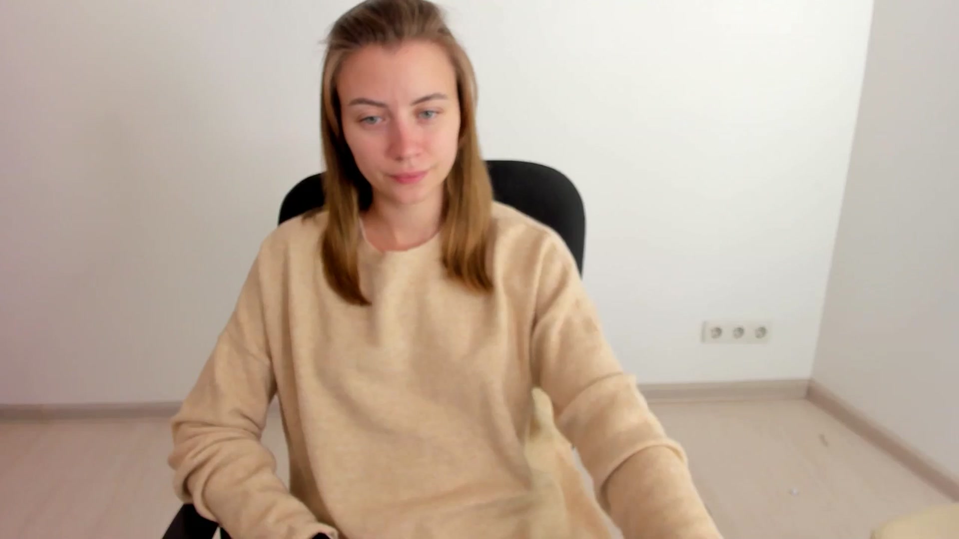 Gallery image thumbnail from Sulfate0's myfreecams stream on, 11/02/2024, 08:03 image 16 of 20