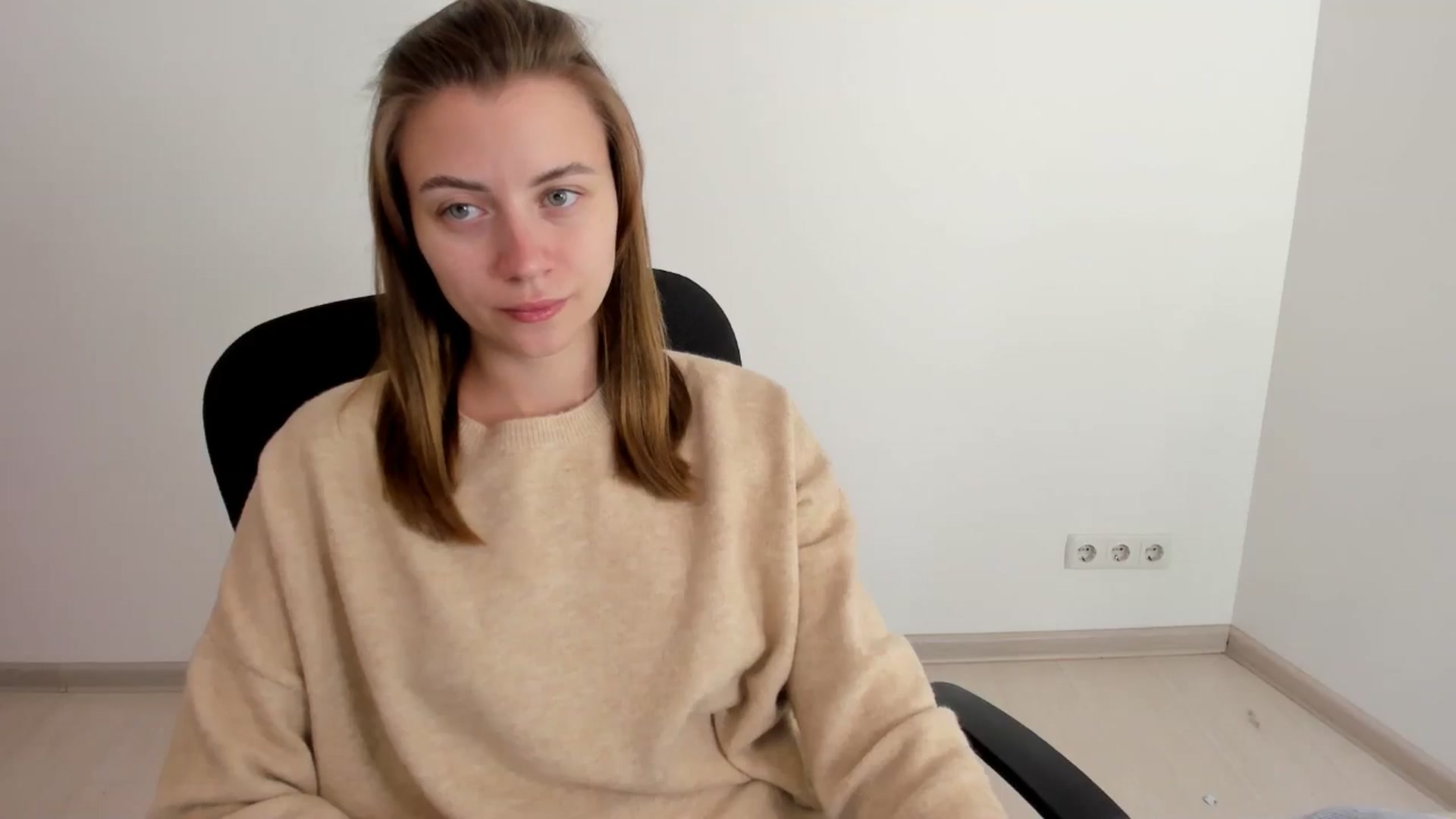 Gallery image thumbnail from Sulfate0's myfreecams stream on, 11/02/2024, 08:18 image 14 of 20