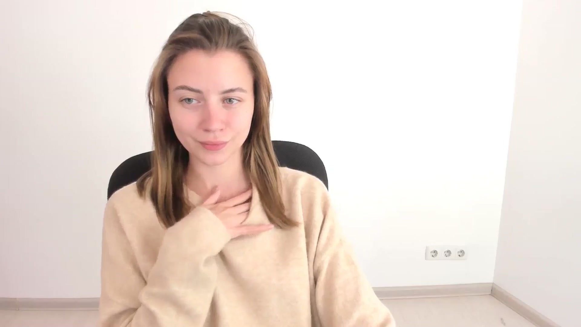 Gallery image thumbnail from Sulfate0's myfreecams stream on, 11/02/2024, 10:30 image 19 of 20