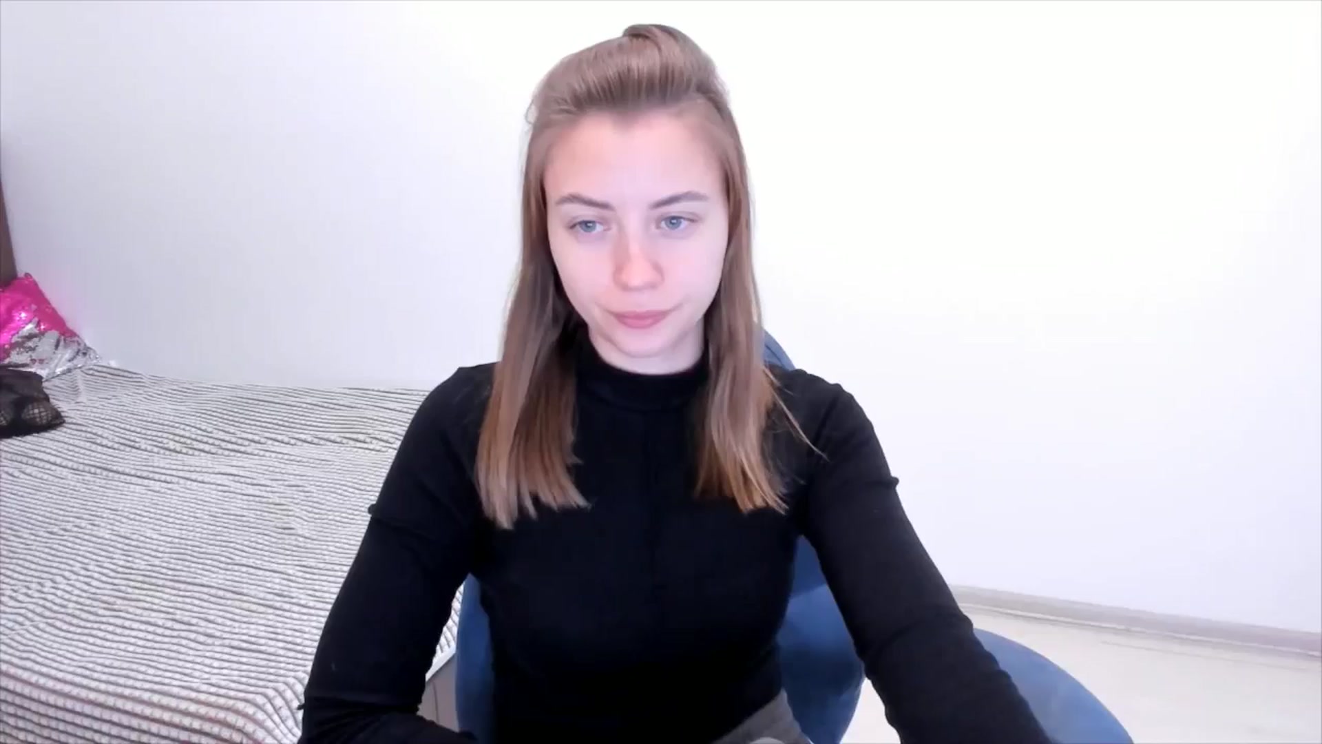 Gallery image thumbnail from Sulfate0's myfreecams stream on, 11/04/2024, 07:53 image 16 of 20