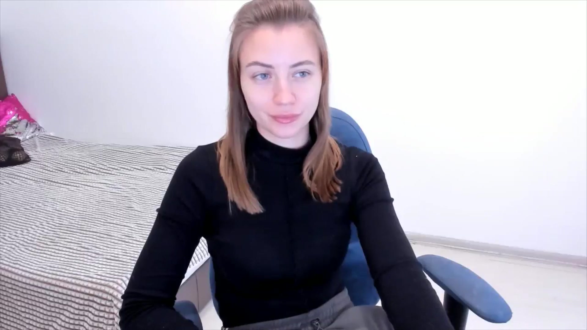 Gallery image thumbnail from Sulfate0's myfreecams stream on, 11/04/2024, 08:31 image 7 of 20