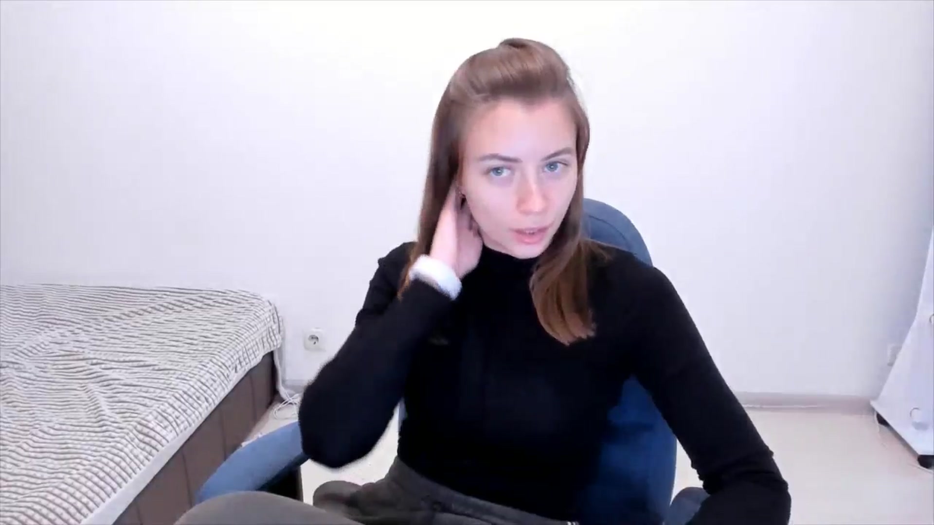 Gallery image thumbnail from Sulfate0's myfreecams stream on, 11/04/2024, 11:49 image 11 of 20