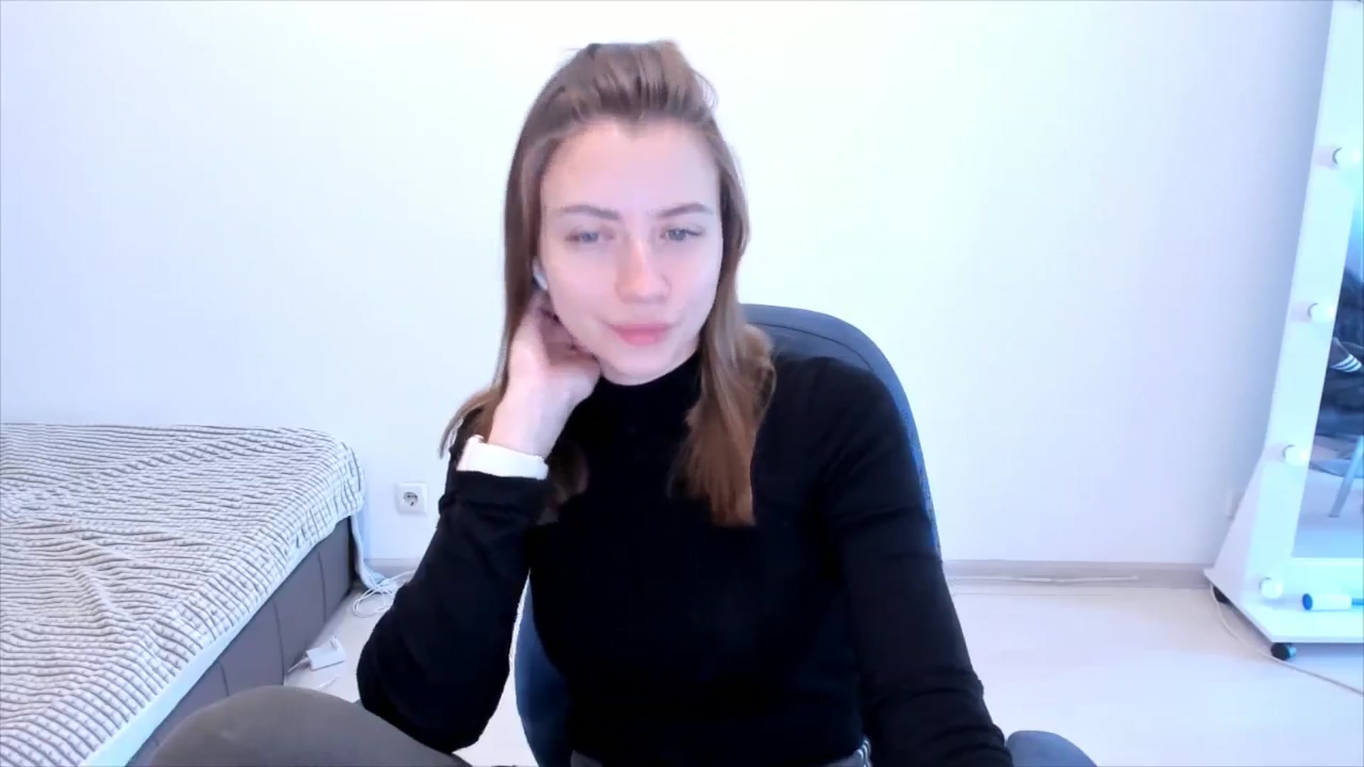 Gallery image thumbnail from Sulfate0's myfreecams stream on, 11/05/2024, 08:31 image 7 of 20